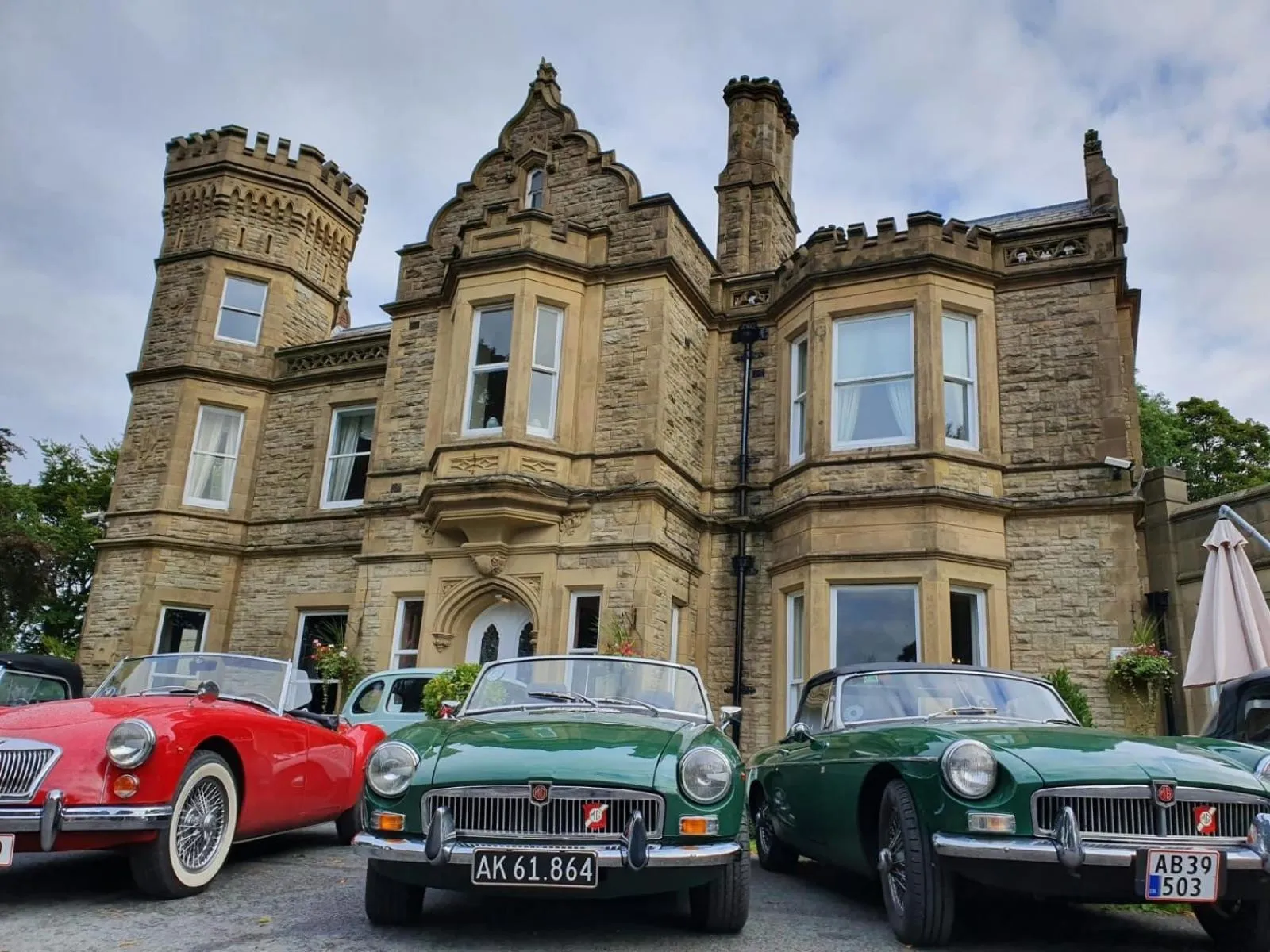 Property building in Hollin House Hotel