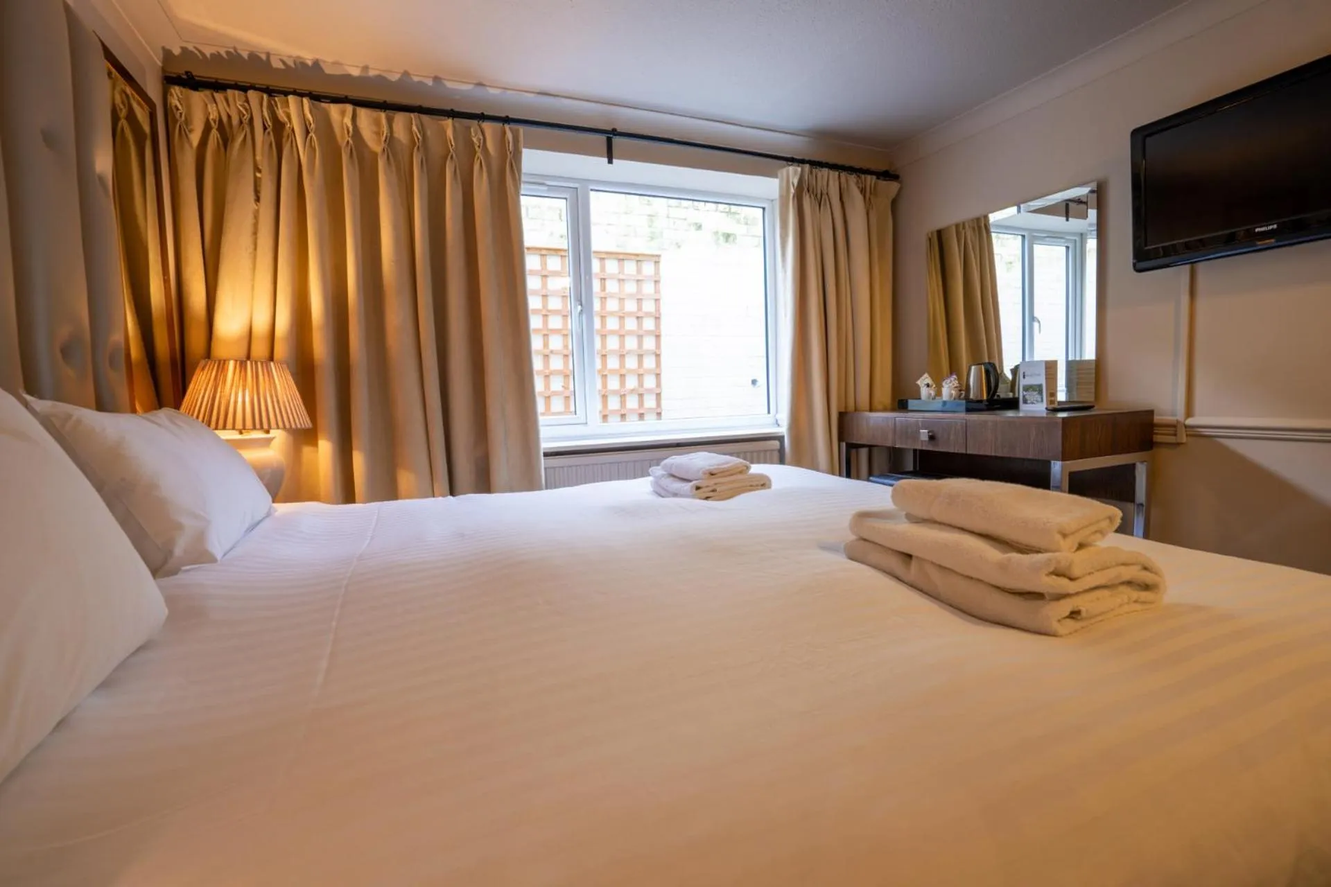 Bedroom, Bed in Hollin House Hotel