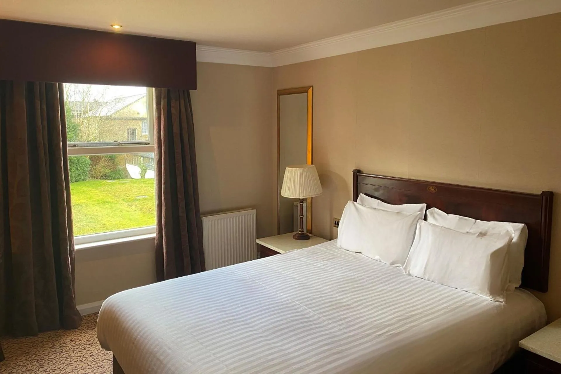 Bedroom, Bed in Shrigley Hall Hotel