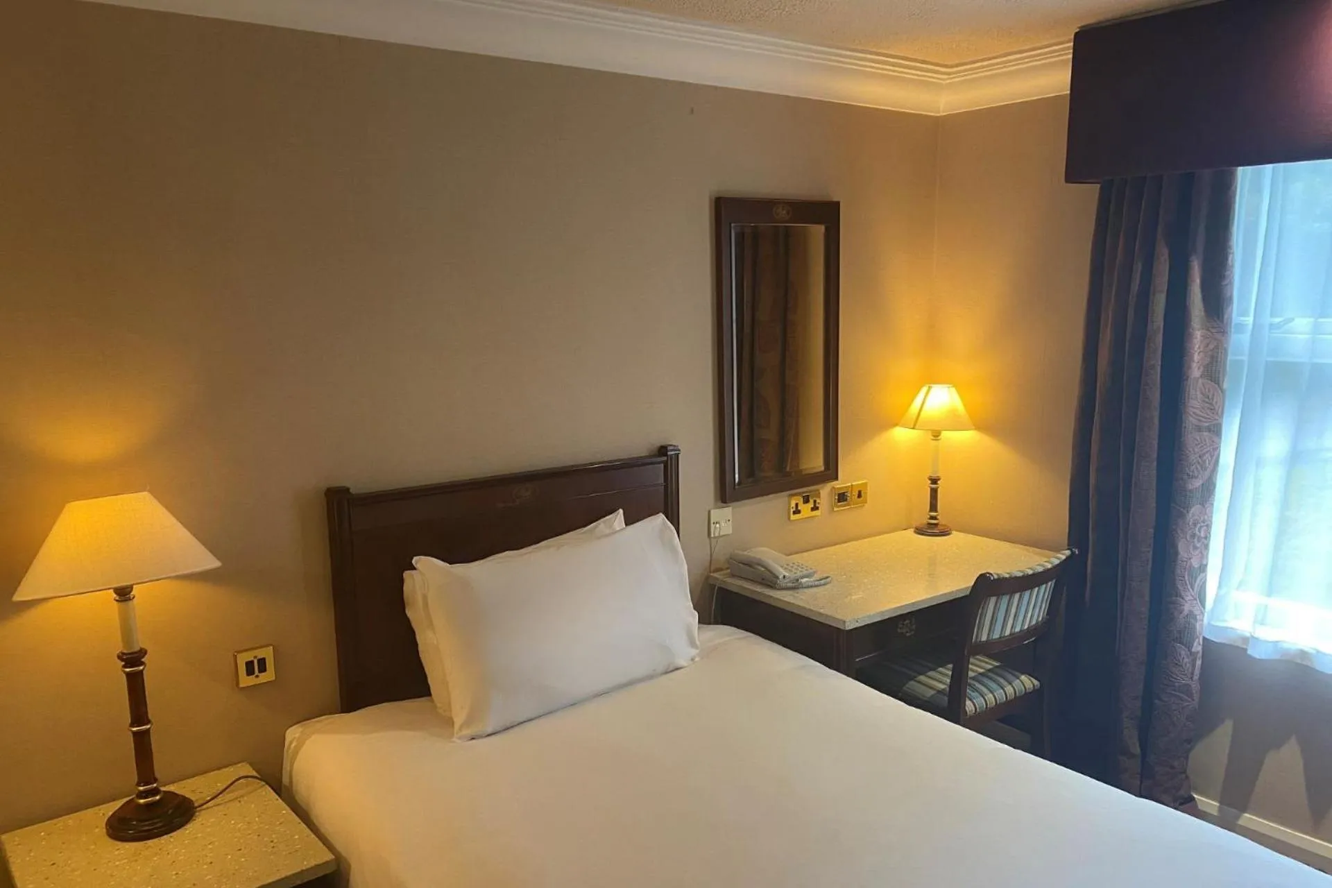 Bedroom, Bed in Shrigley Hall Hotel