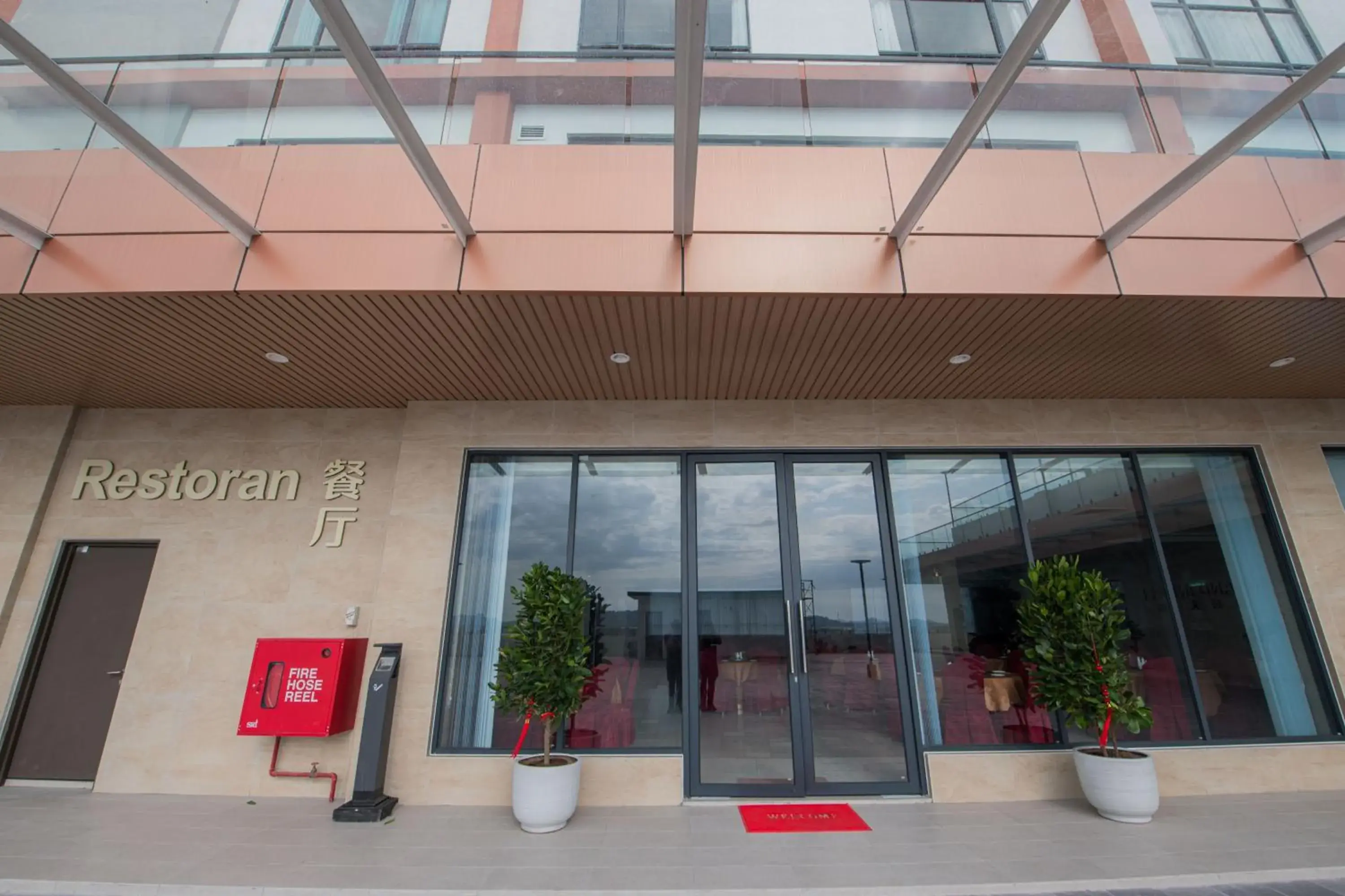 Restaurant/places to eat in Grand InHotel Kota Kinabalu Restaurant/places to eat in Grand InHotel Kota Kinabalu