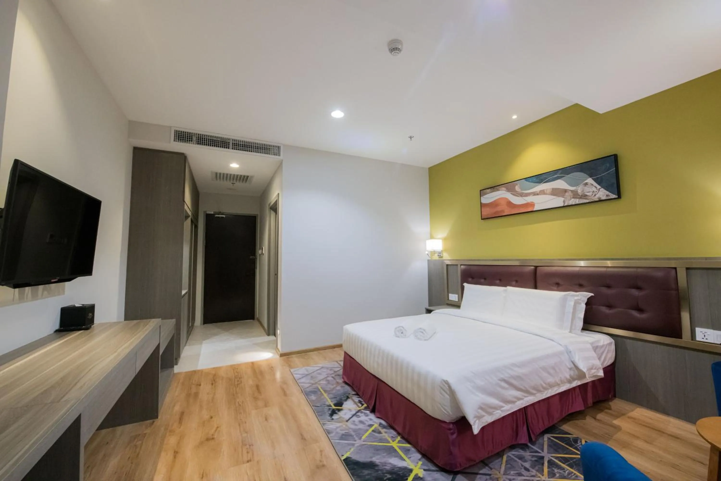 Bed in Grand InHotel Kota Kinabalu