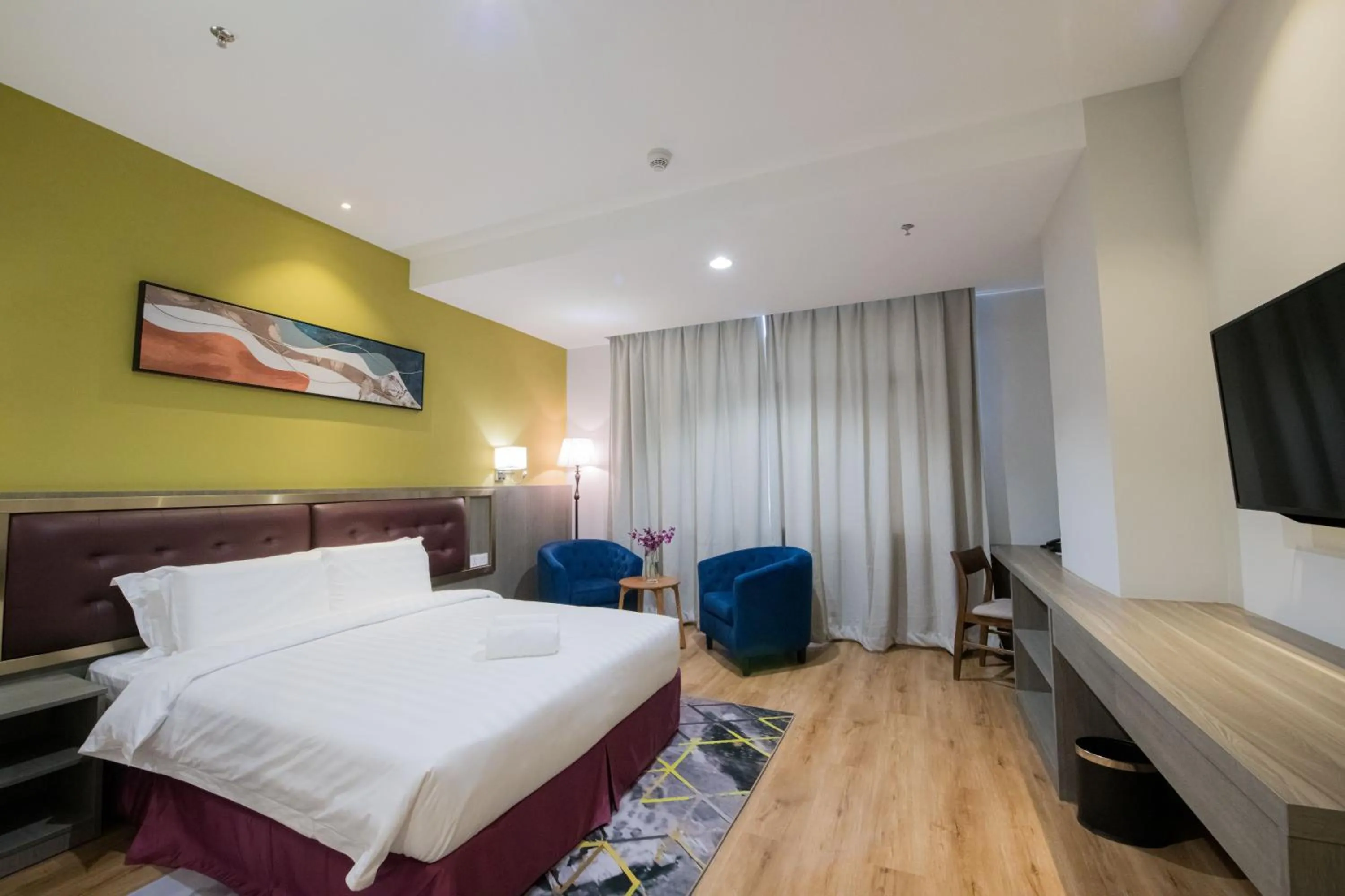 Bed in Grand InHotel Kota Kinabalu