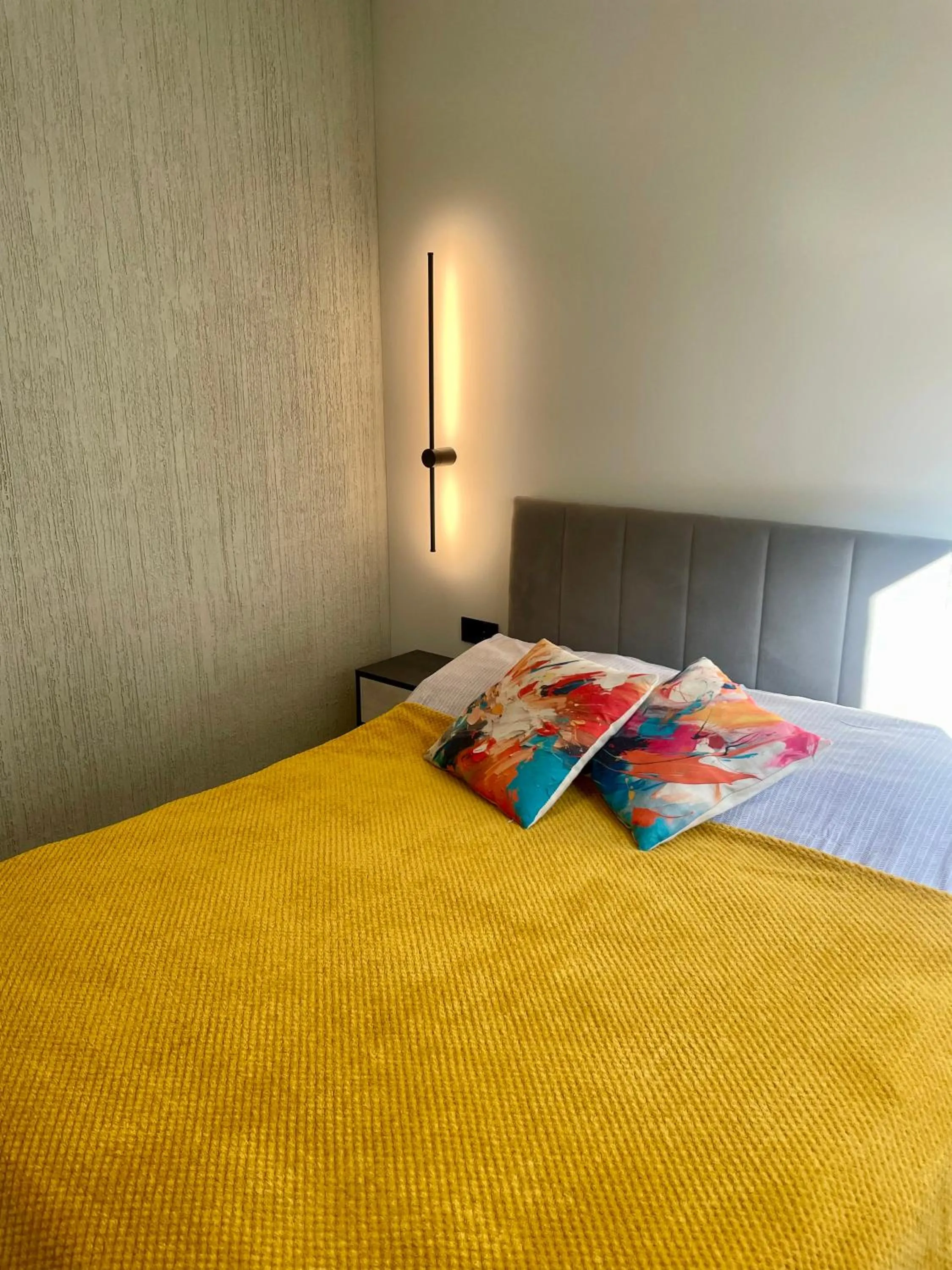 Bed in Apartament Bajeczny nad jeziorem Drwęckiem ROYAL APARTS OSTRÓDA