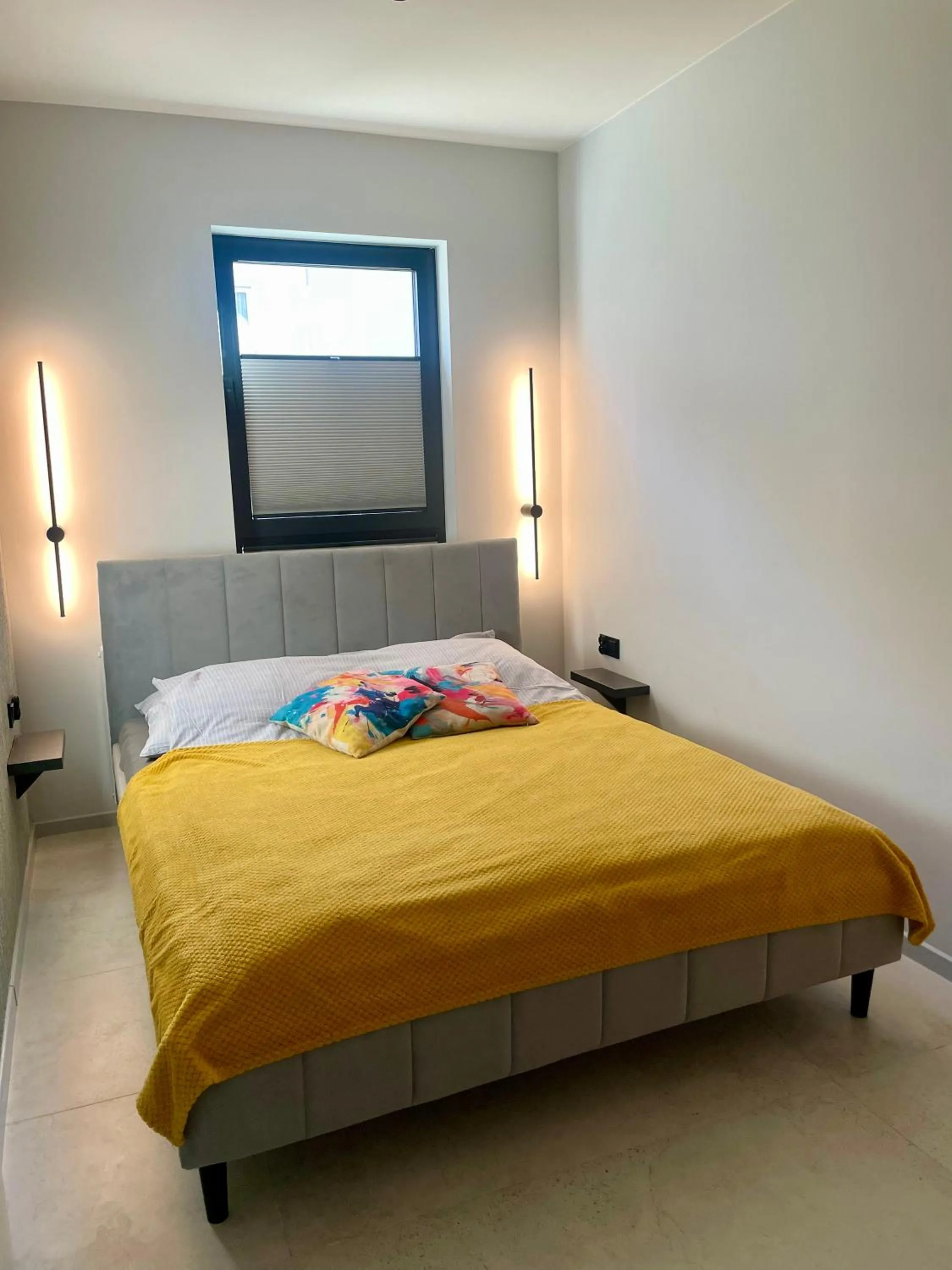 Bed in Apartament Bajeczny nad jeziorem Drwęckiem ROYAL APARTS OSTRÓDA