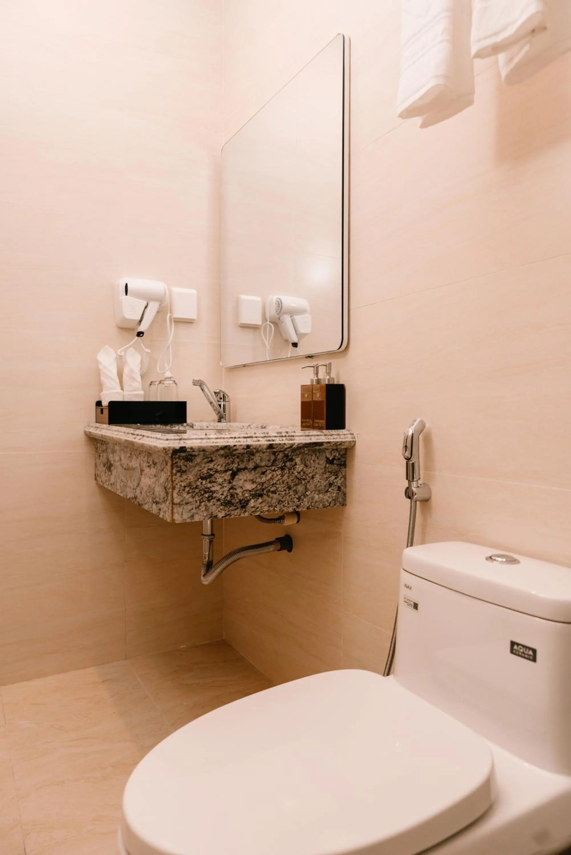 Bedroom in Diamond Hotel