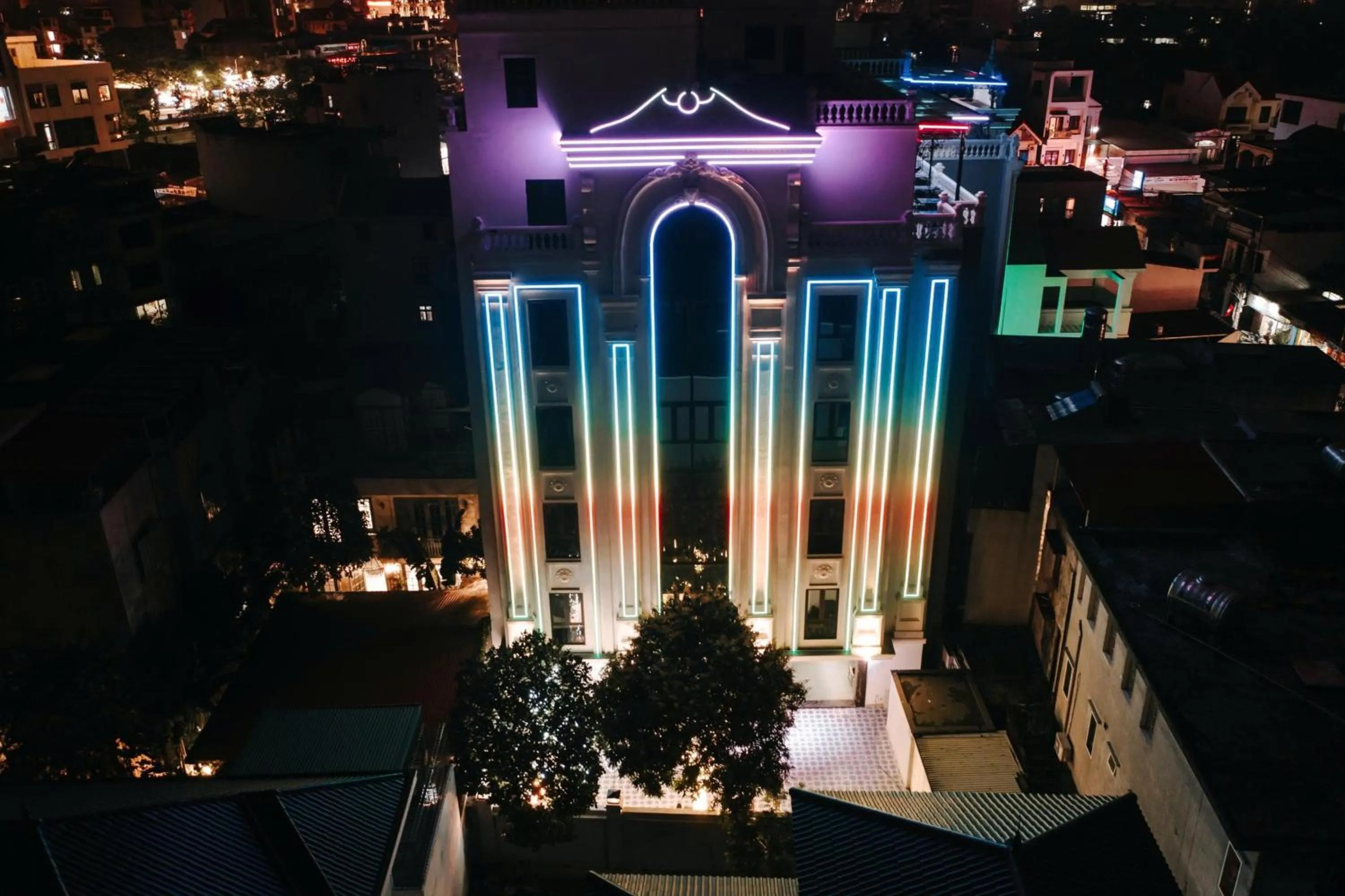 Property building in Diamond Hotel