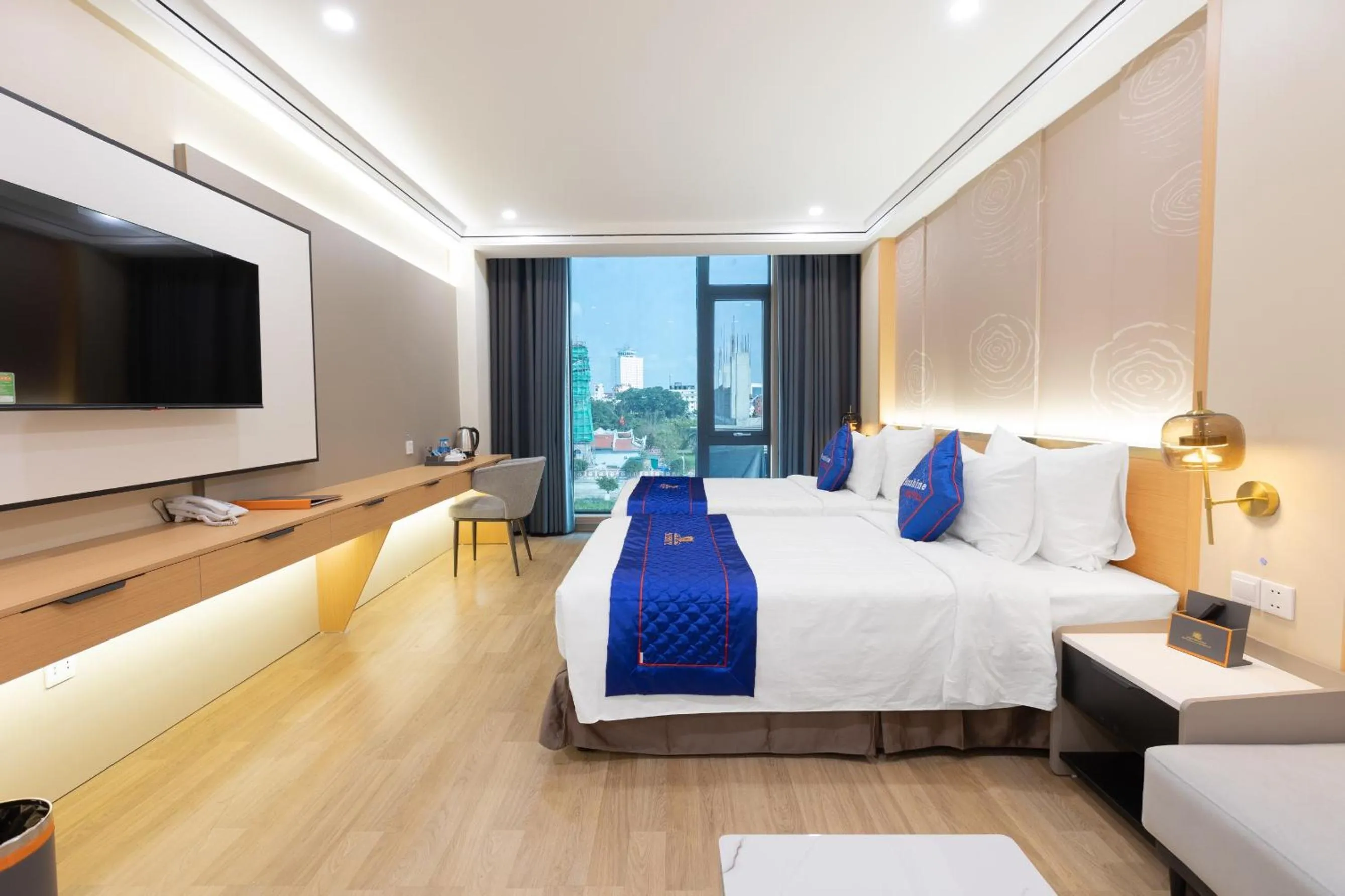 Bedroom, Bed in Sunshine Apartment Hotel