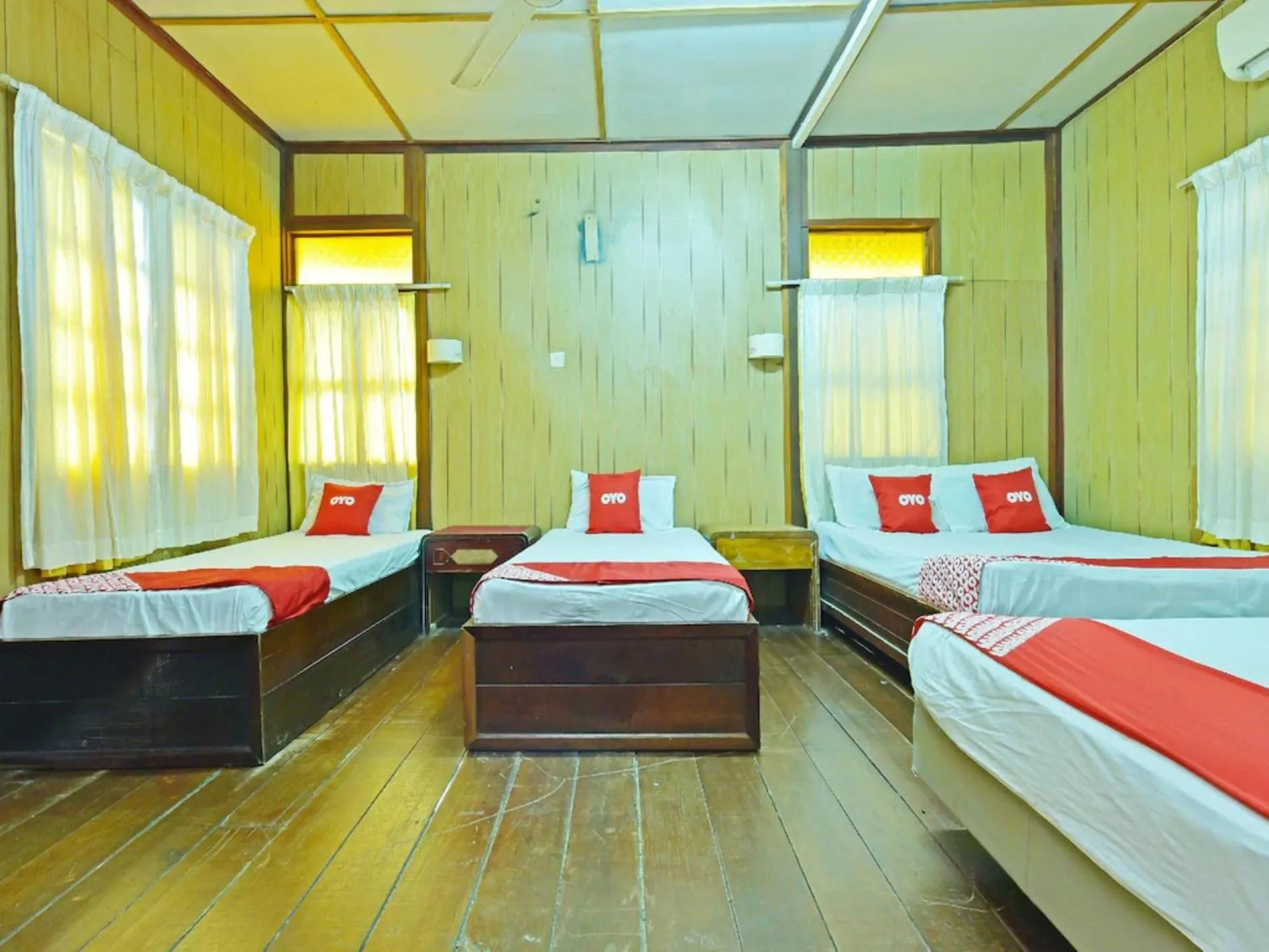 Bed in Pelangi Beach Resort