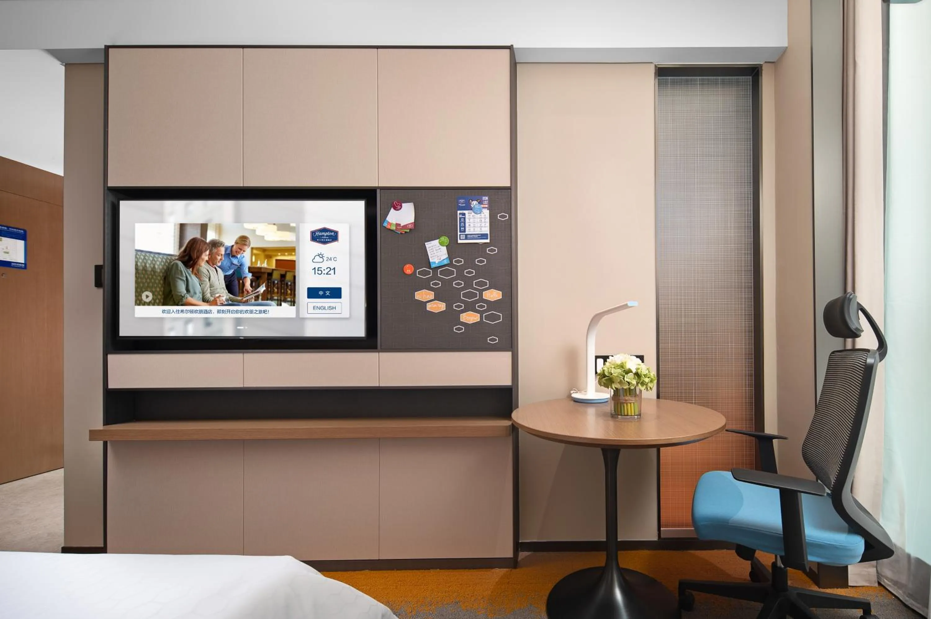 TV and multimedia, Bed in Hampton by Hilton Foshan Shunde Beijiao