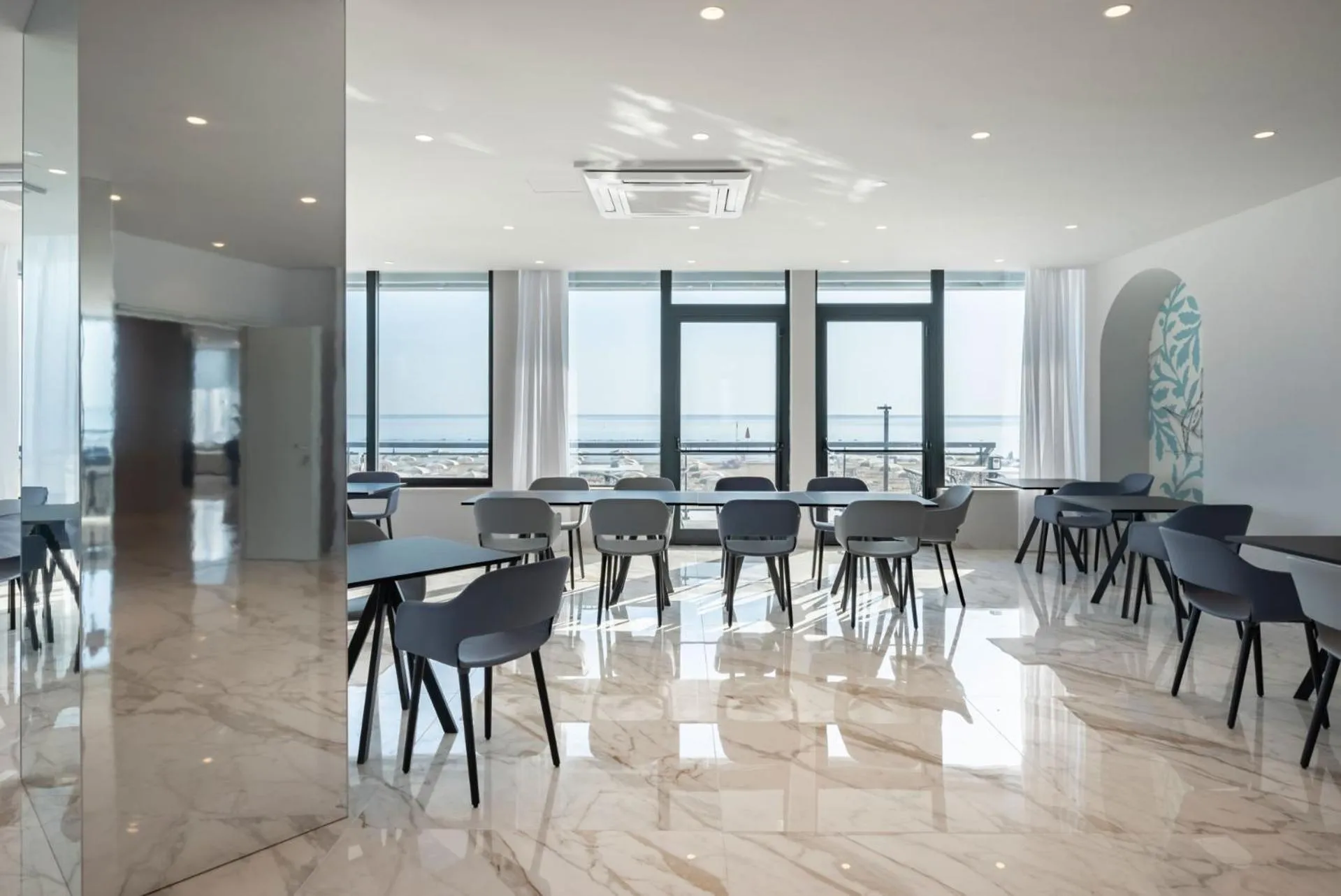 Seating area in Hotel Playa Suite