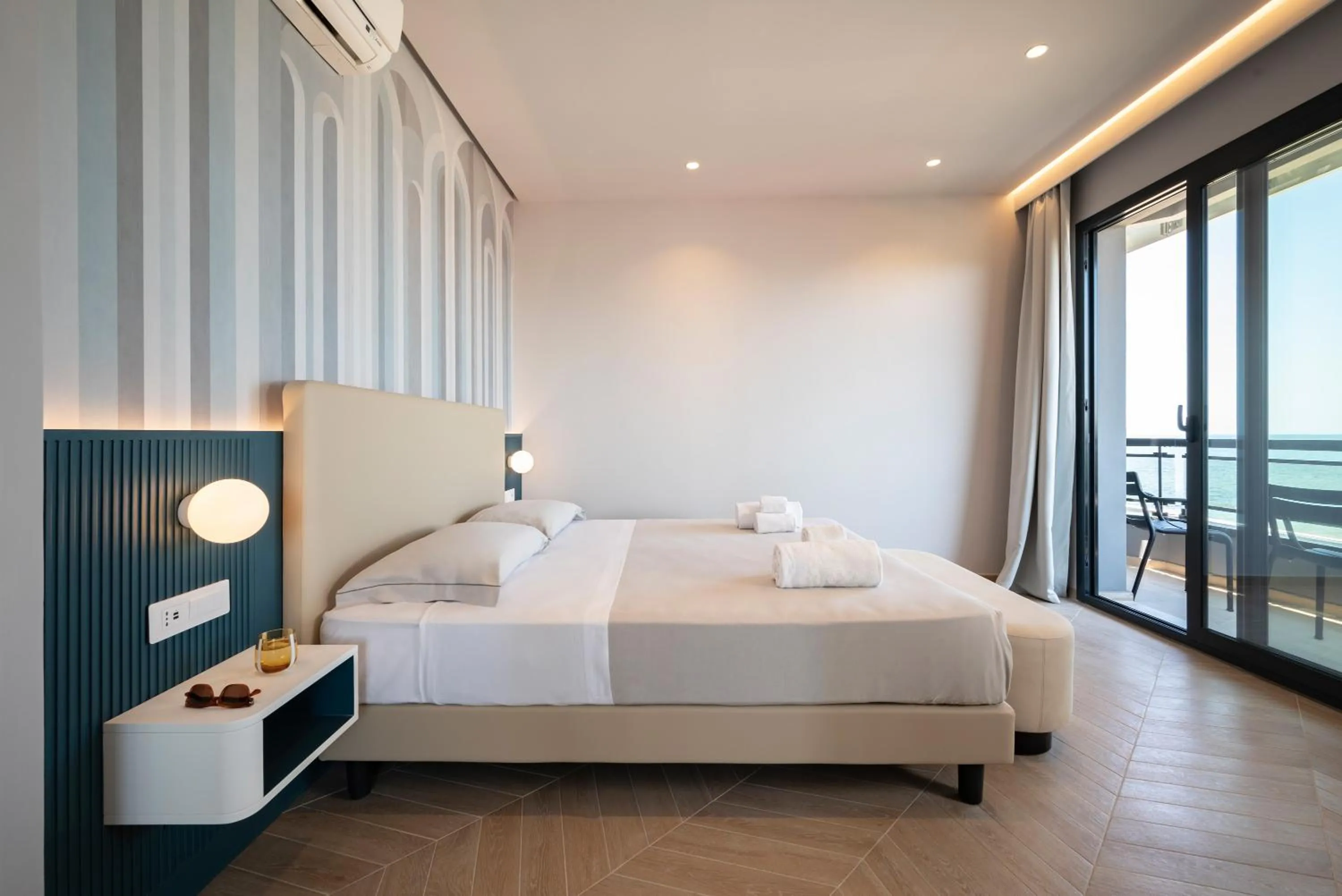 Bed in Hotel Playa Suite