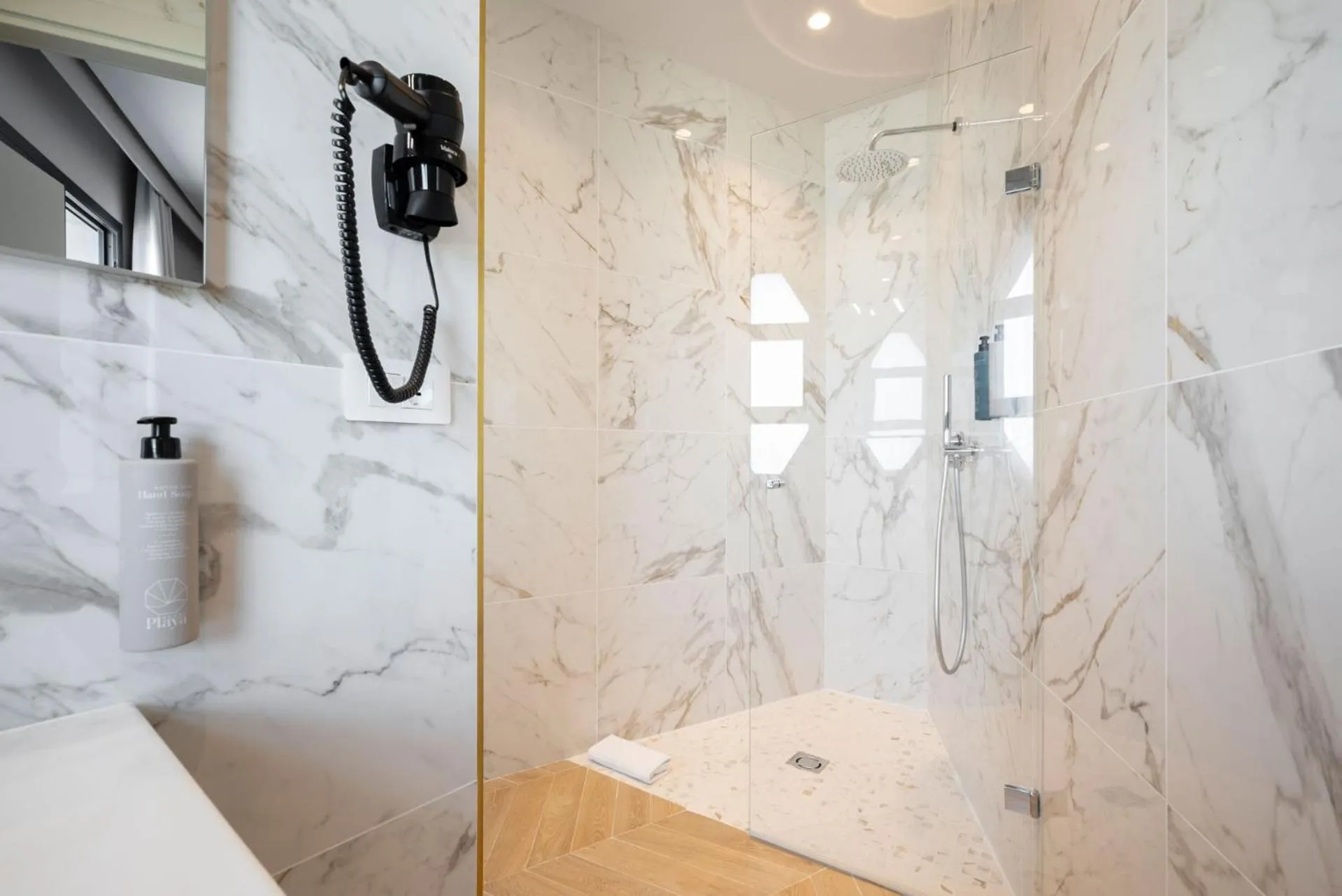 Bathroom in Hotel Playa Suite