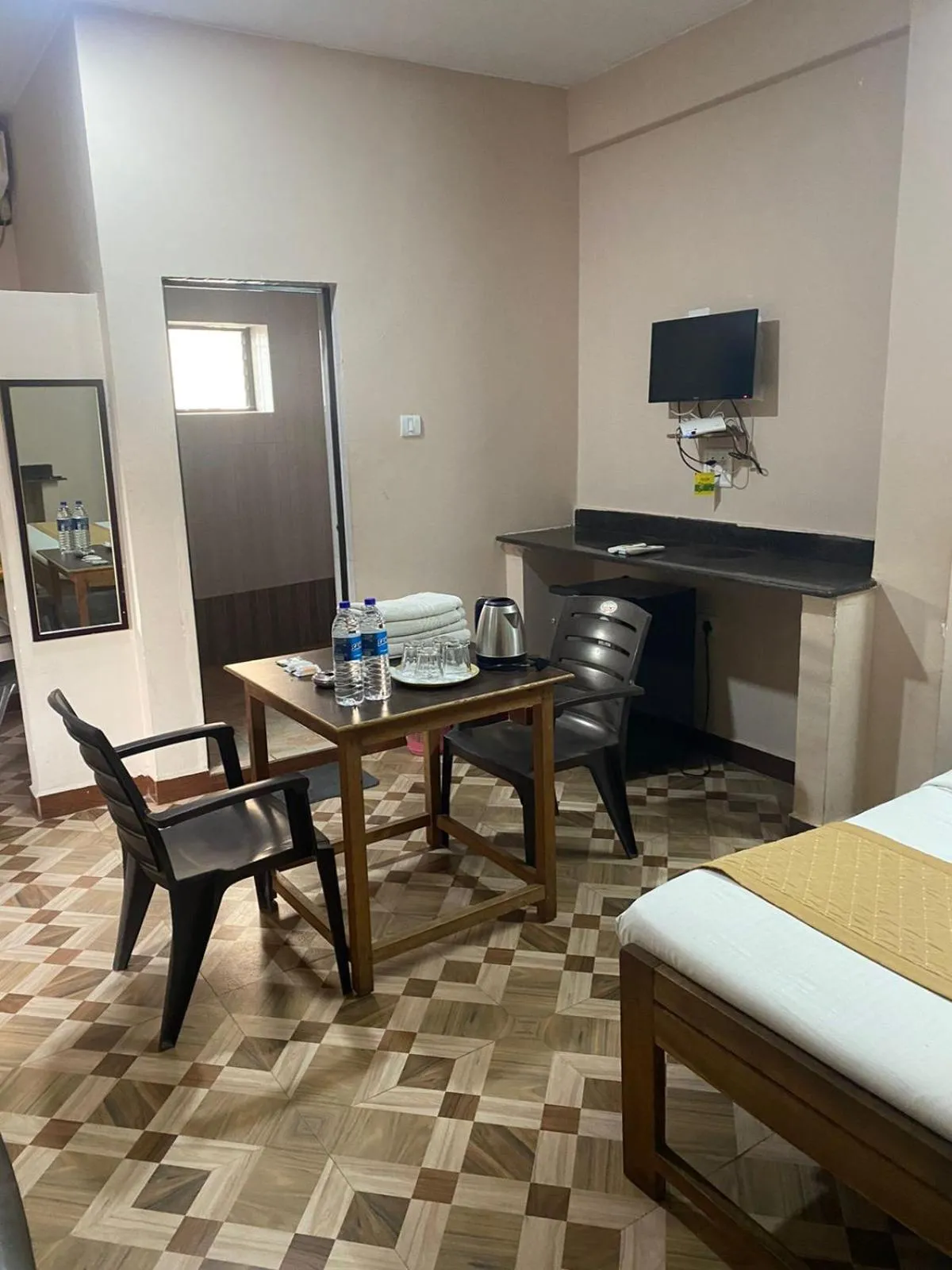 TV and multimedia in Hotel Beach Avenue