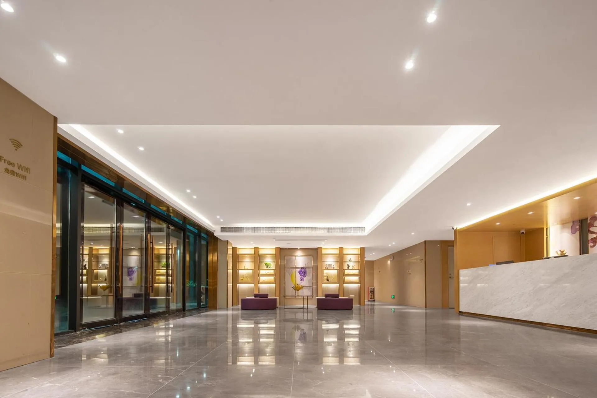 Communal lounge/ TV room in Guangzhou Baiyun Airport Yunzhi Hotel near Terminal One - Complimentary Shuttle Bus between hotel to Canton Fair Complex during Canton Fair