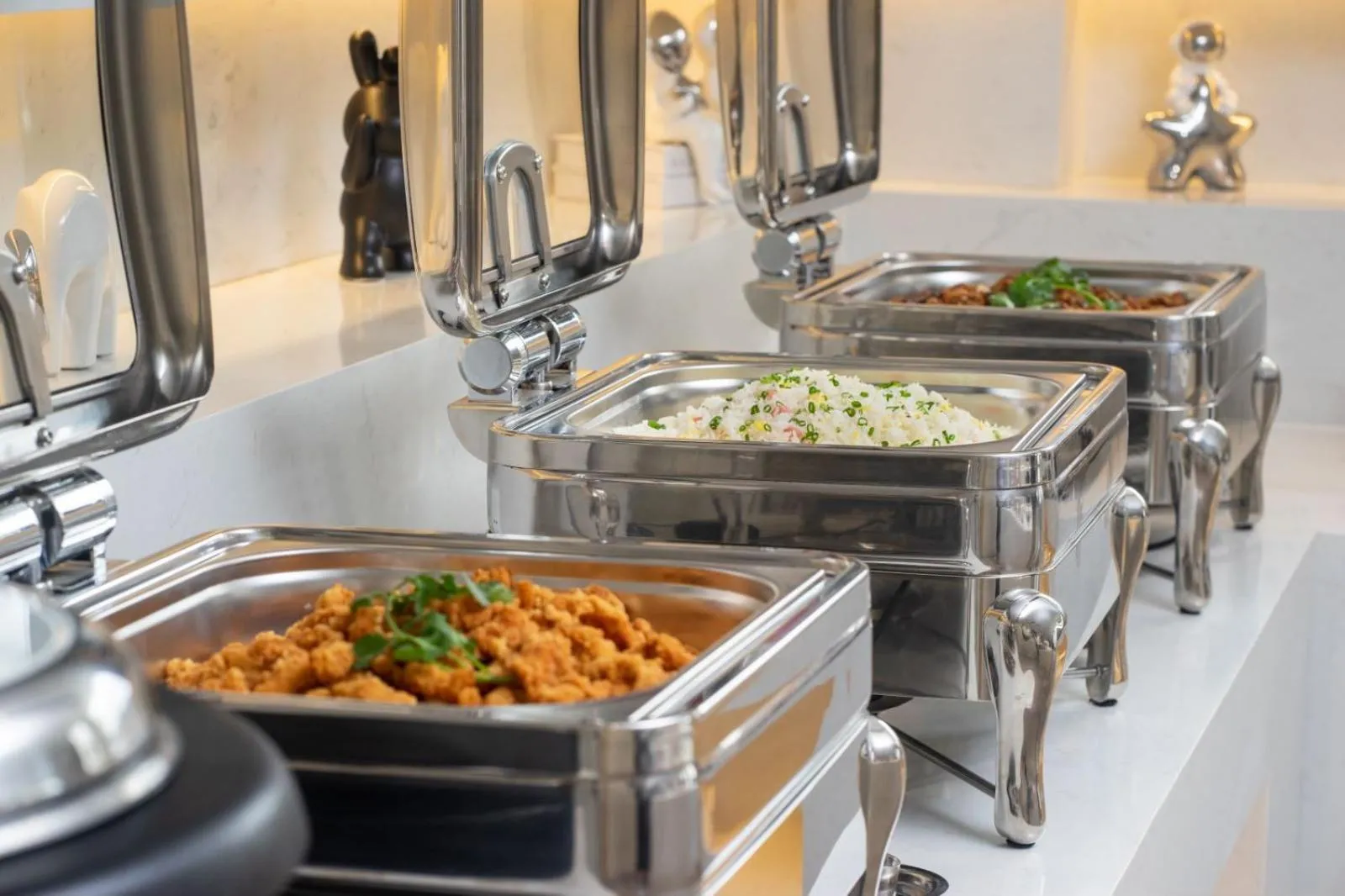 Restaurant/places to eat in Guangzhou Baiyun Airport Yunzhi Hotel near Terminal One - Complimentary Shuttle Bus between hotel to Canton Fair Complex during Canton Fair