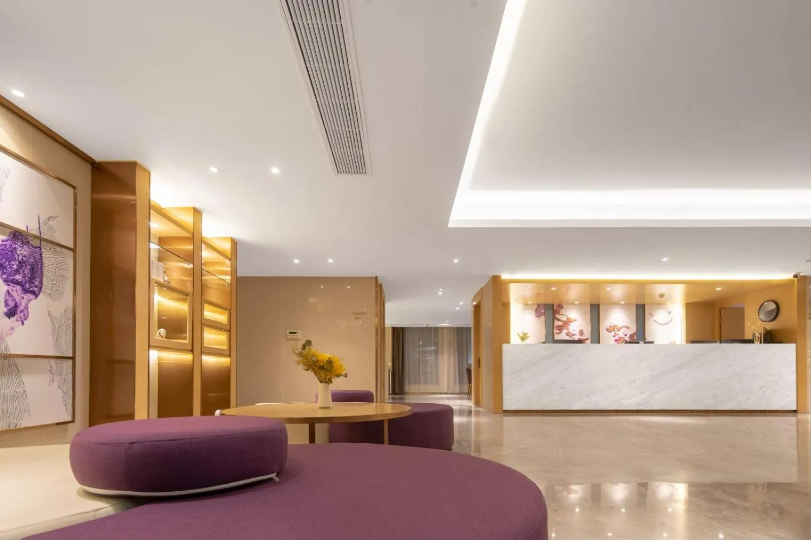 Lobby or reception in Guangzhou Baiyun Airport Yunzhi Hotel near Terminal One - Complimentary Shuttle Bus between hotel to Canton Fair Complex during Canton Fair