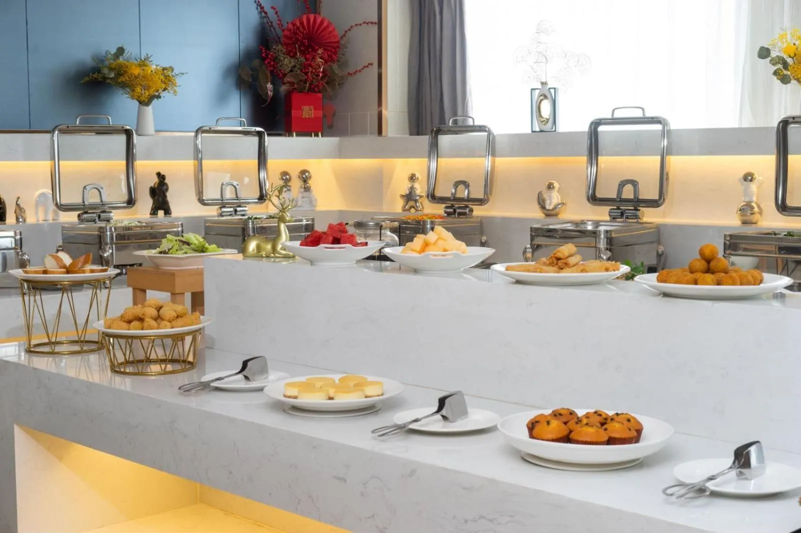 Restaurant/places to eat in Guangzhou Baiyun Airport Yunzhi Hotel near Terminal One - Complimentary Shuttle Bus between hotel to Canton Fair Complex during Canton Fair