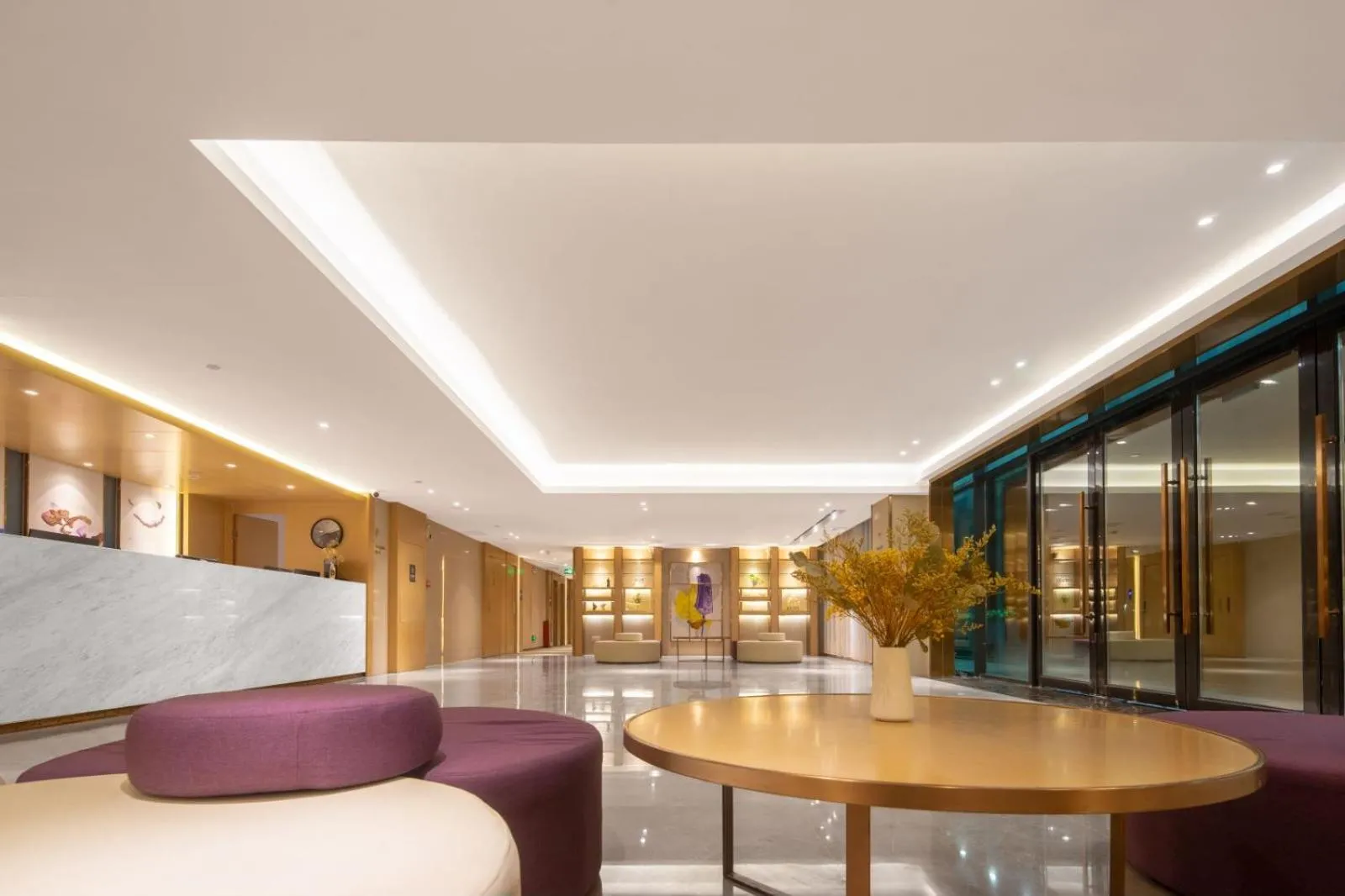 Communal lounge/ TV room in Guangzhou Baiyun Airport Yunzhi Hotel near Terminal One - Complimentary Shuttle Bus between hotel to Canton Fair Complex during Canton Fair