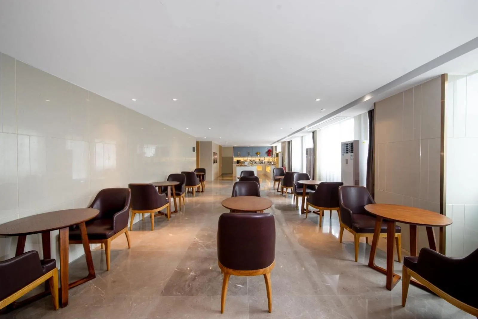 Restaurant/places to eat in Guangzhou Baiyun Airport Yunzhi Hotel near Terminal One - Complimentary Shuttle Bus between hotel to Canton Fair Complex during Canton Fair