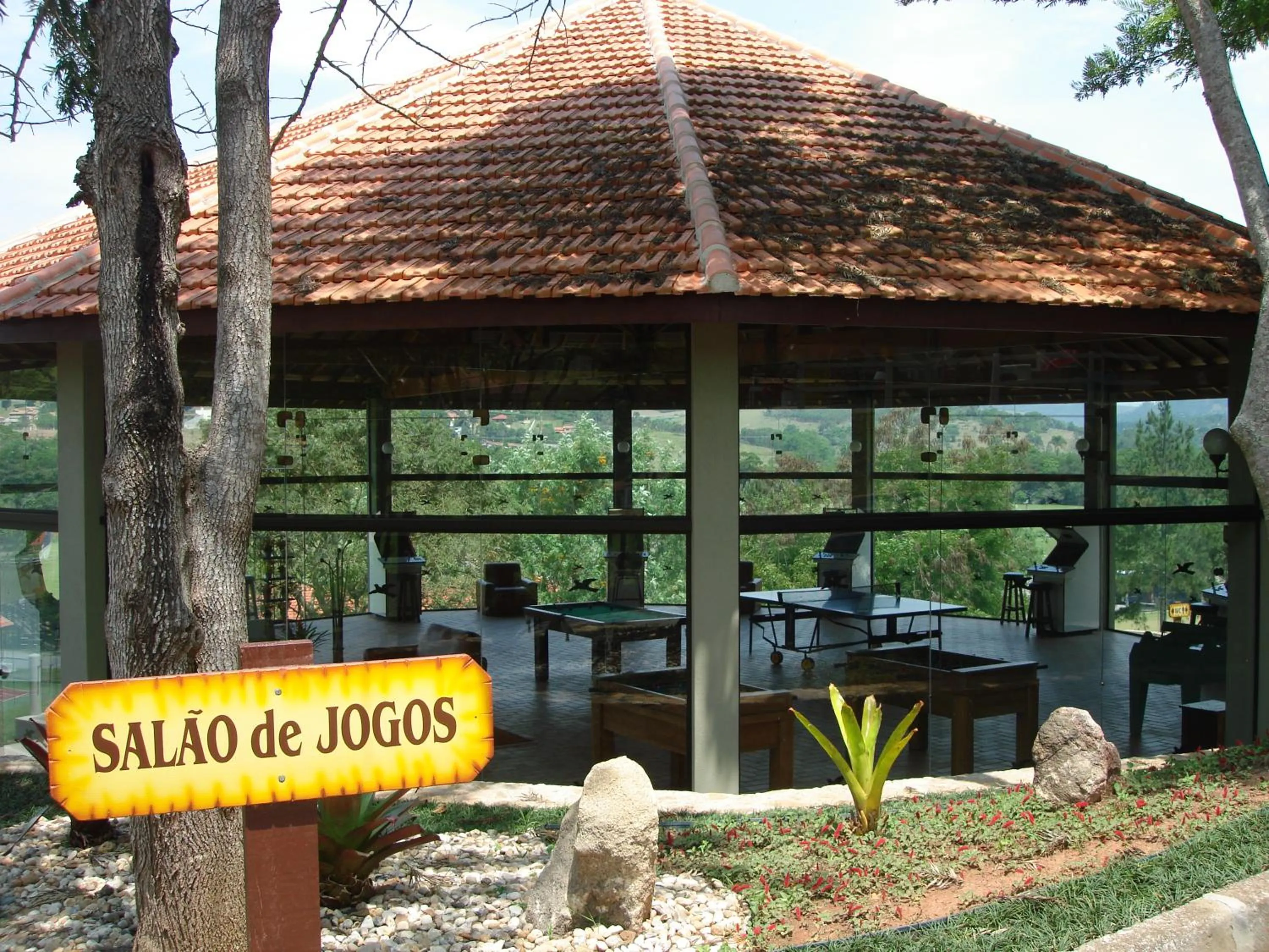 Table tennis in Hotel Estância Atibainha - Resort & Convention