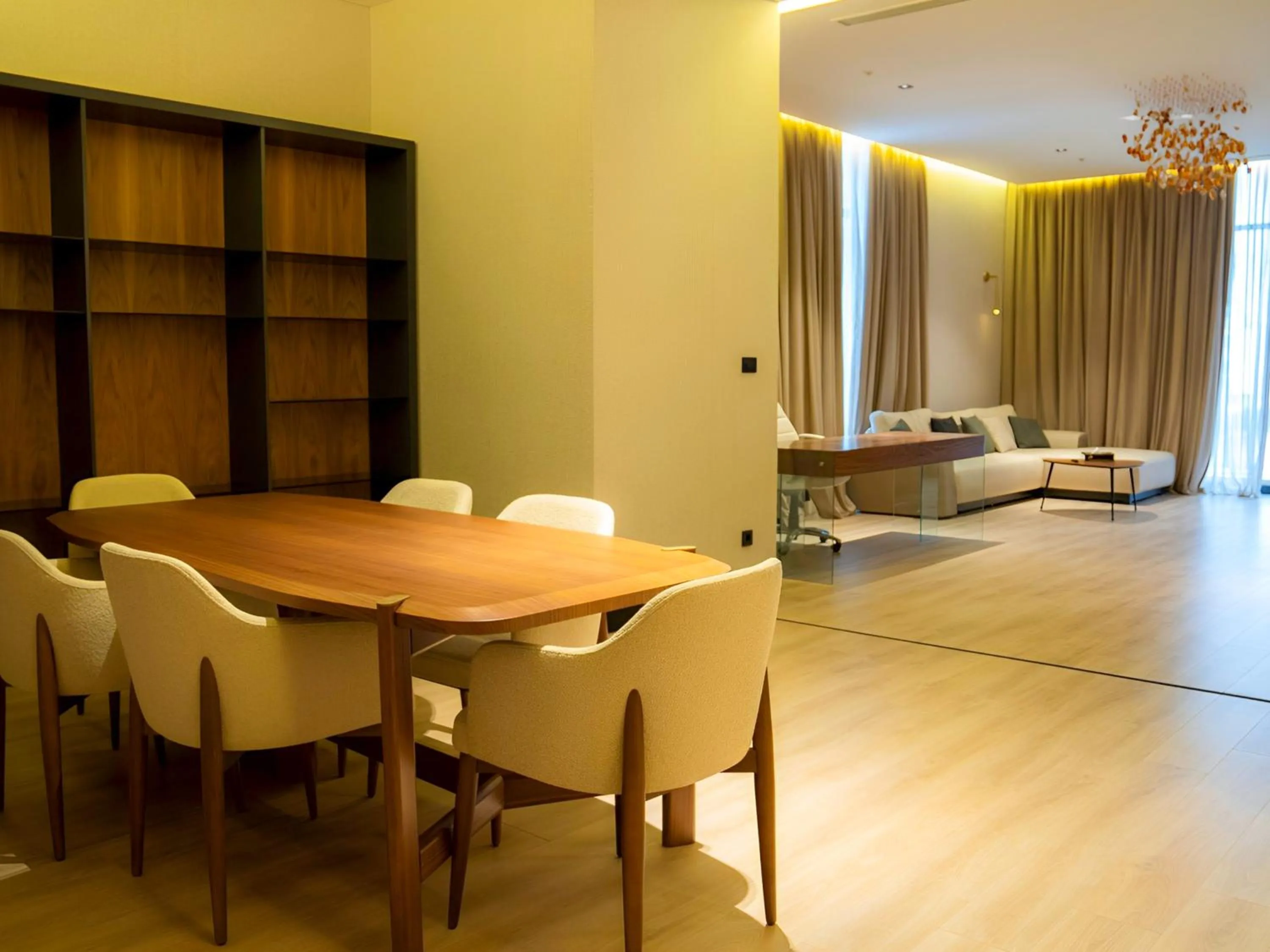 Living room in Ramada Hotel & Suites by Wyndham Erbil 32 Park