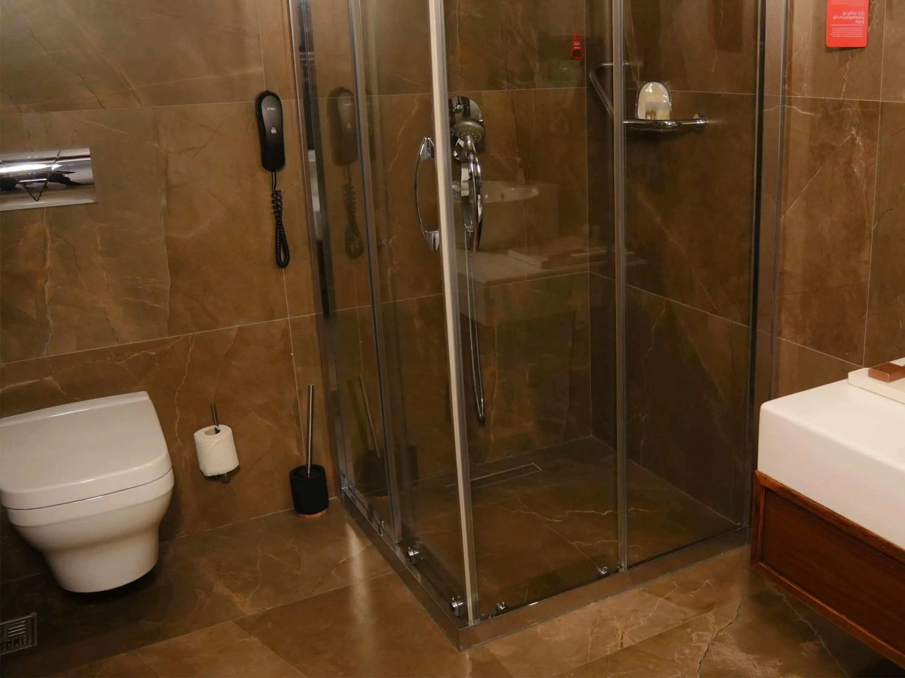 Shower in Ramada Hotel & Suites by Wyndham Erbil 32 Park