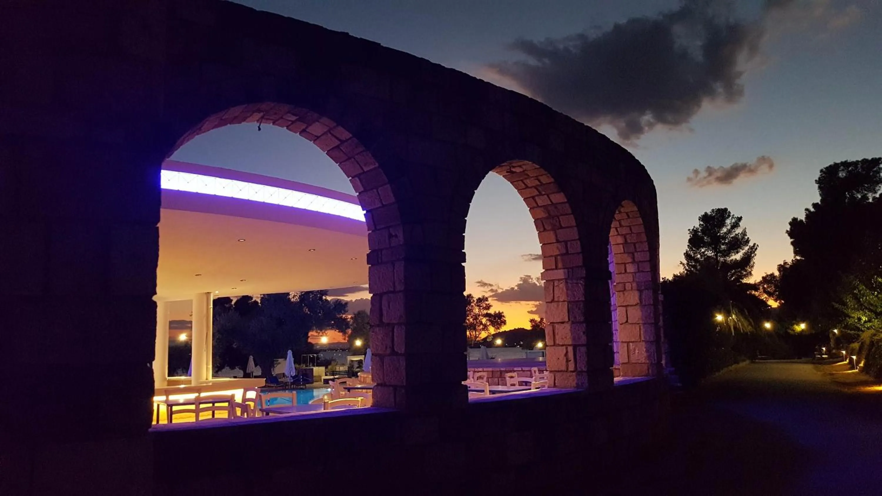 Night in O Paradise beach Resort and Spa