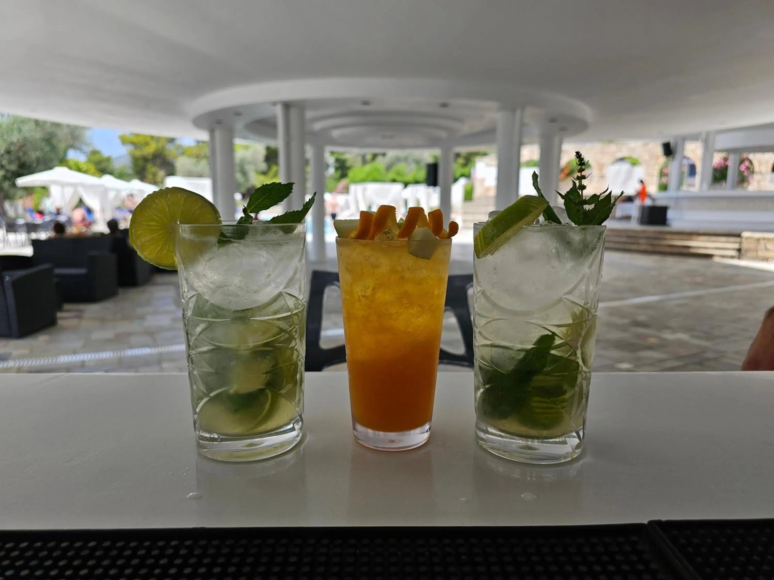 Lounge or bar in O Paradise beach Resort and Spa