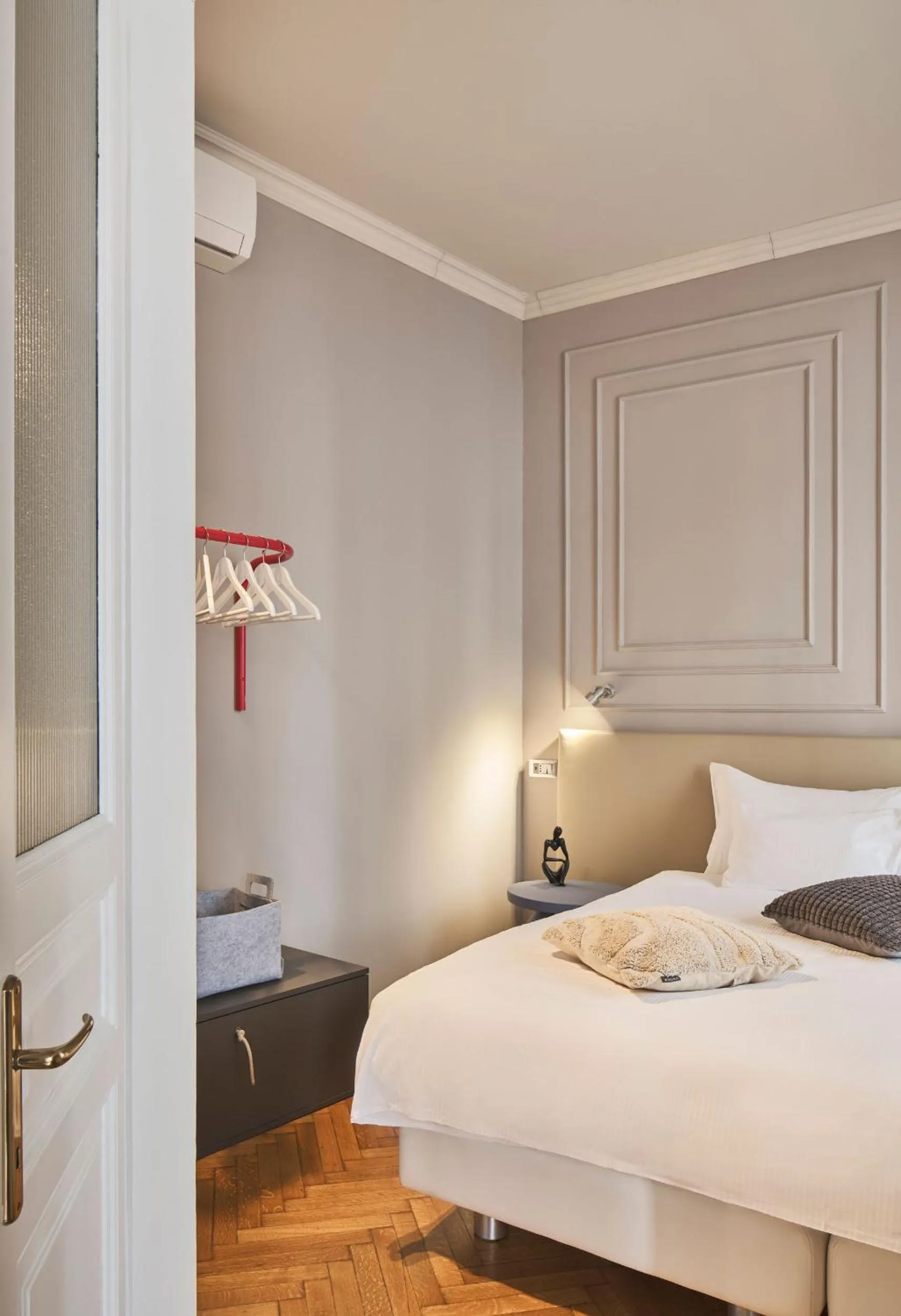 Bedroom, Bed in URBANAUTS BELETAGES Sonata