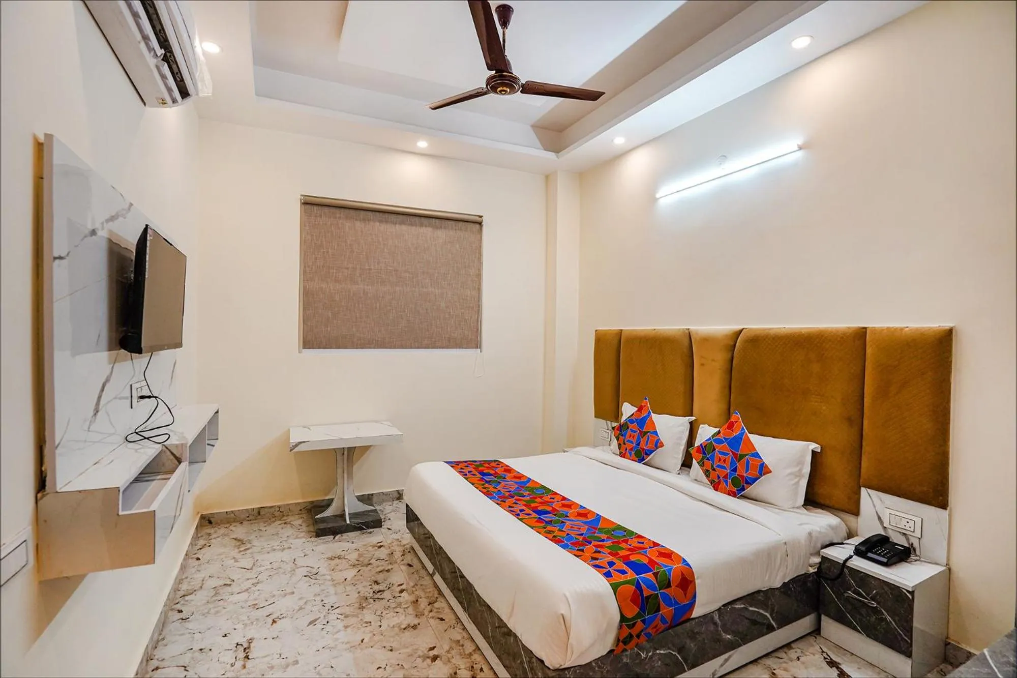 Bed in Via Red Diamond