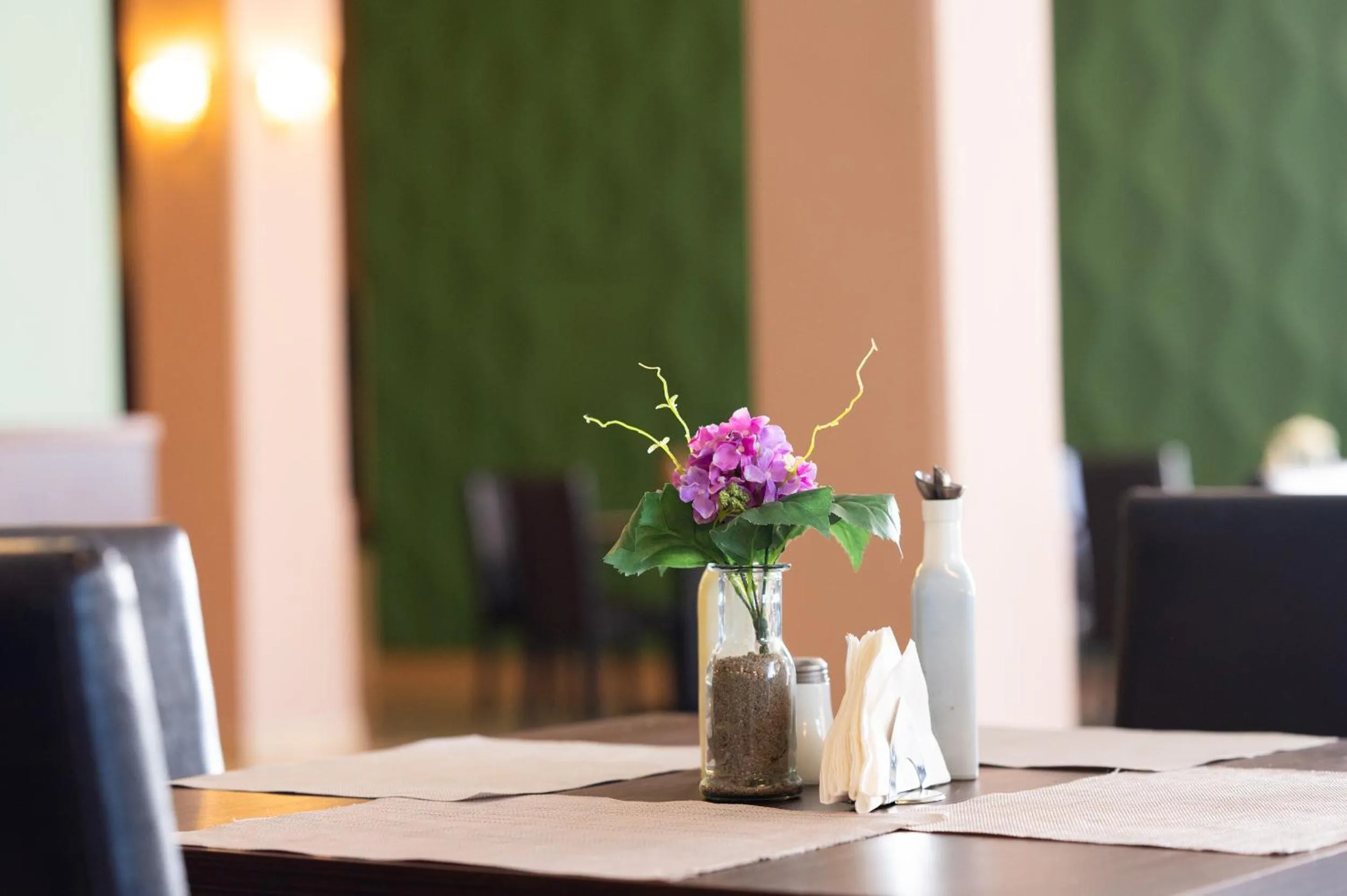 Restaurant/places to eat in Hotel Ambasador Mamaia