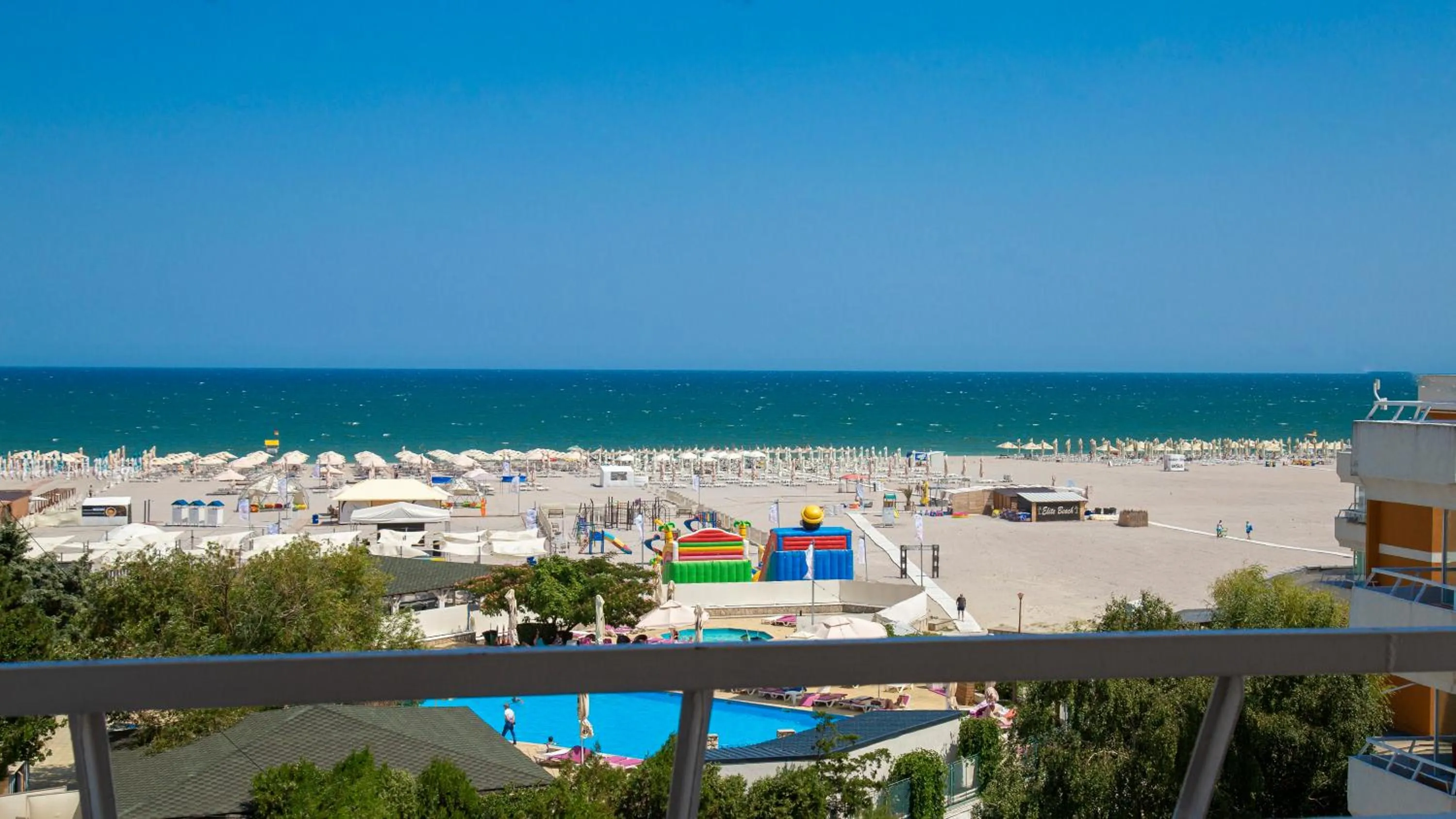 Natural landscape in Hotel Ambasador Mamaia