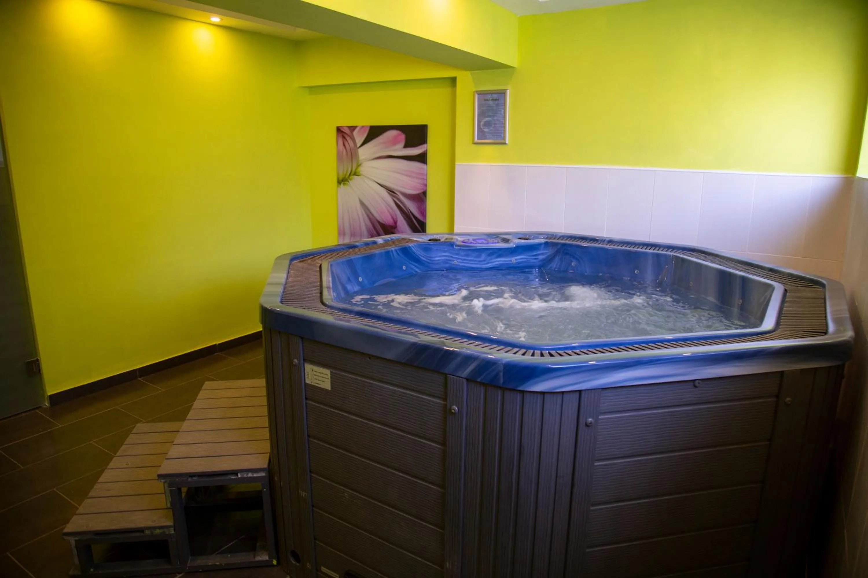 Hot Tub in Hotel Ambasador Mamaia