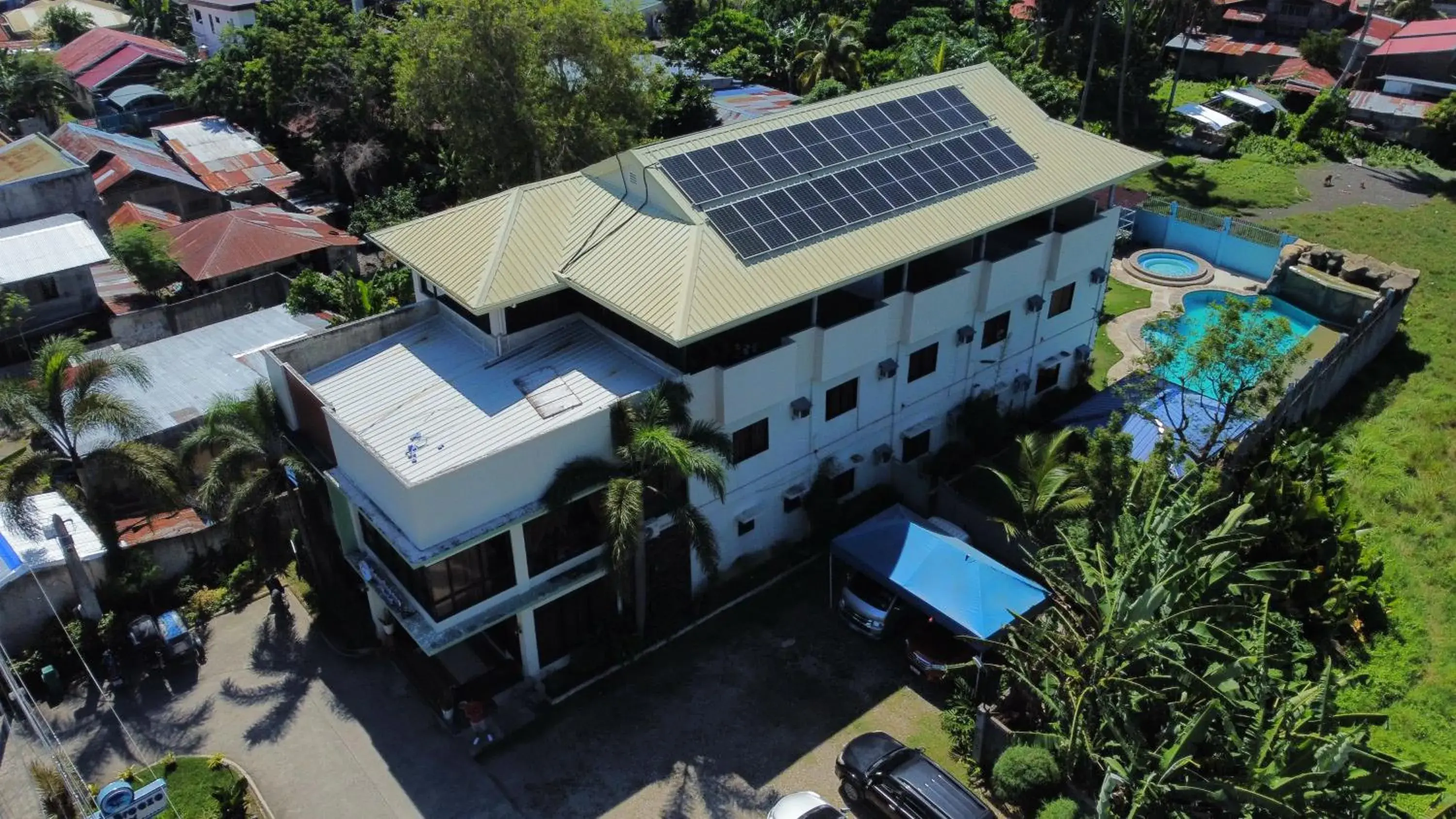 Property building in Argao Seabreeze Hotel powered by Cocotel Property building in Argao Seabreeze Hotel powered by Cocotel