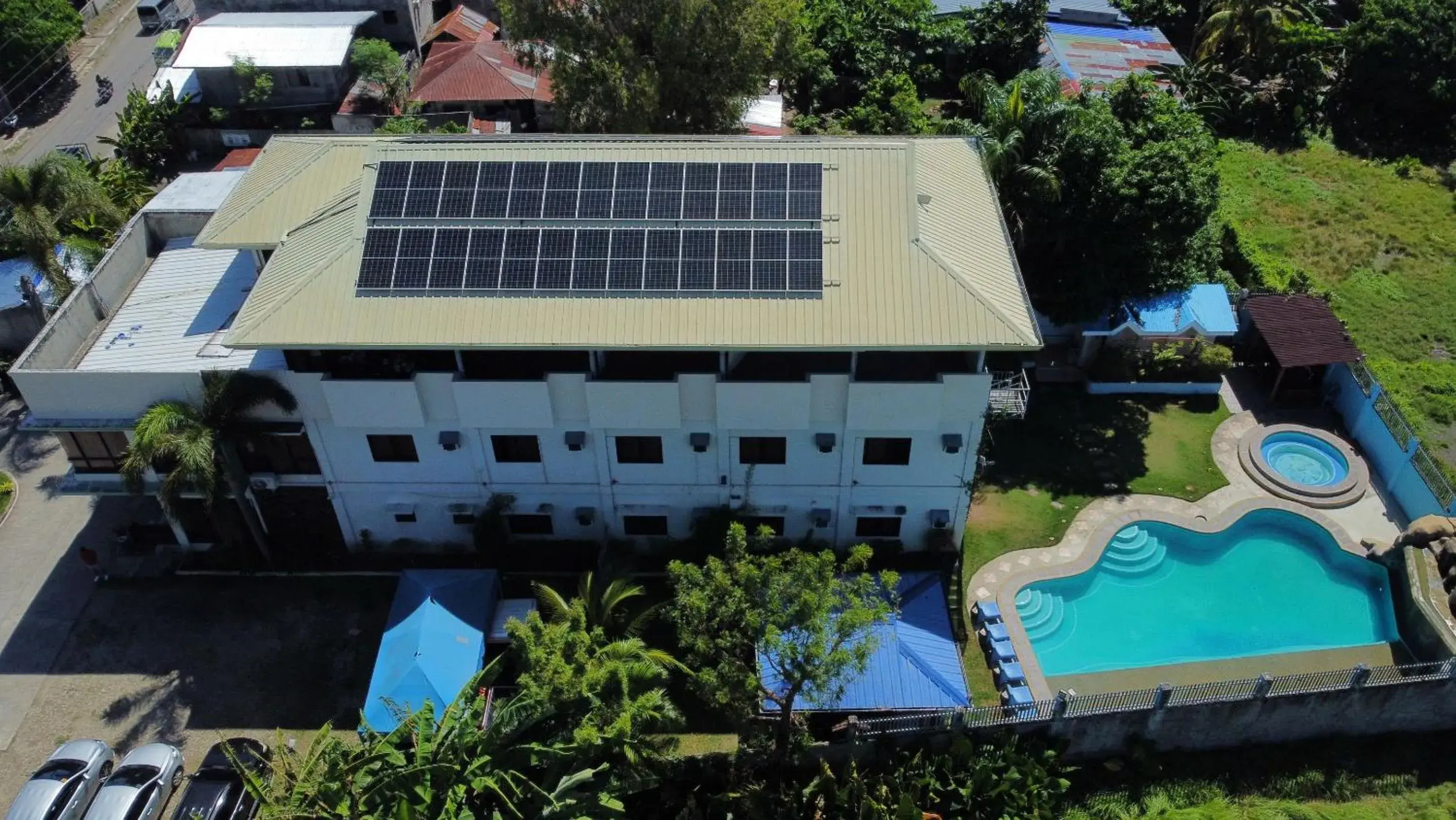 Property building in Argao Seabreeze Hotel powered by Cocotel Property building in Argao Seabreeze Hotel powered by Cocotel