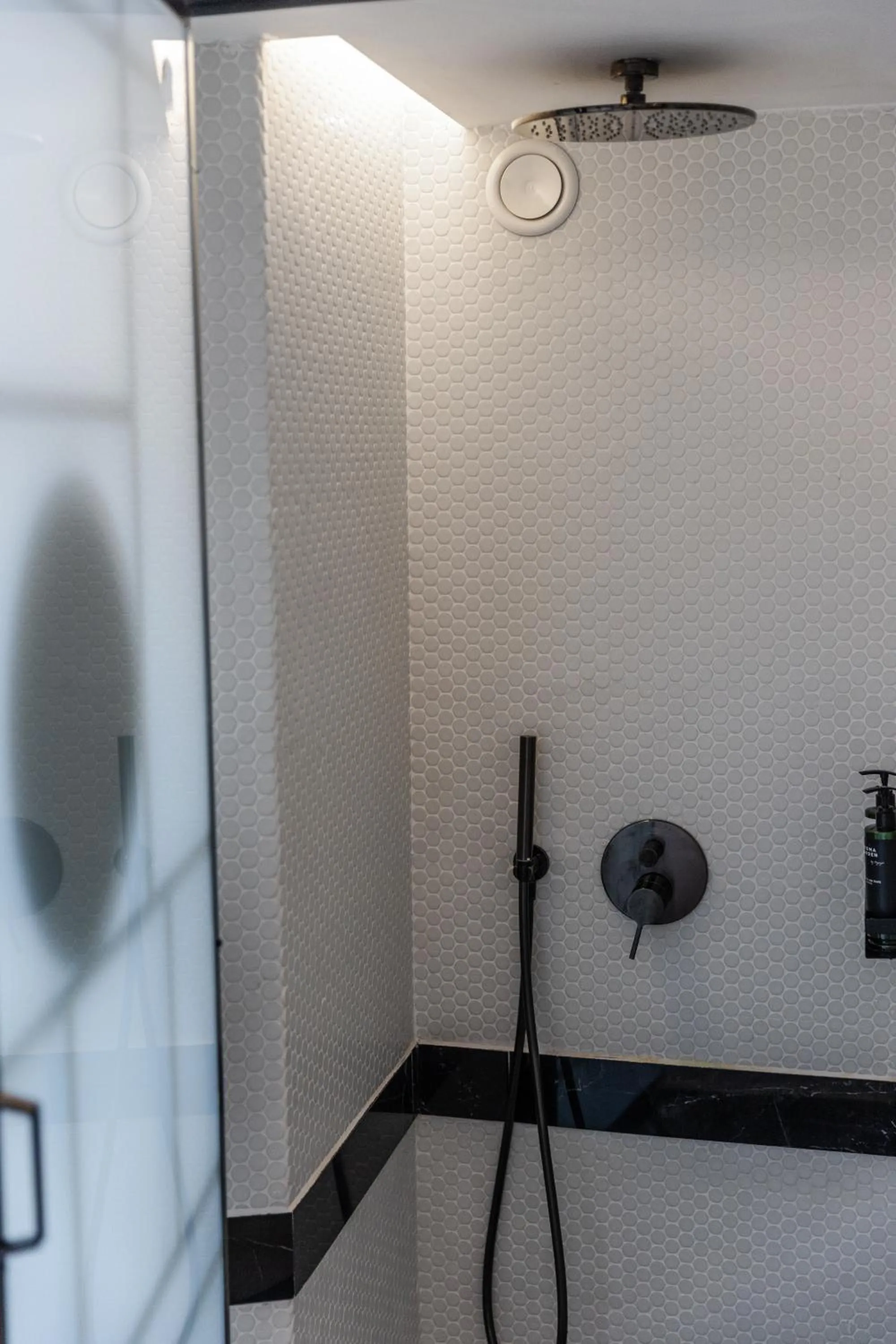 Bathroom in Esse Athens