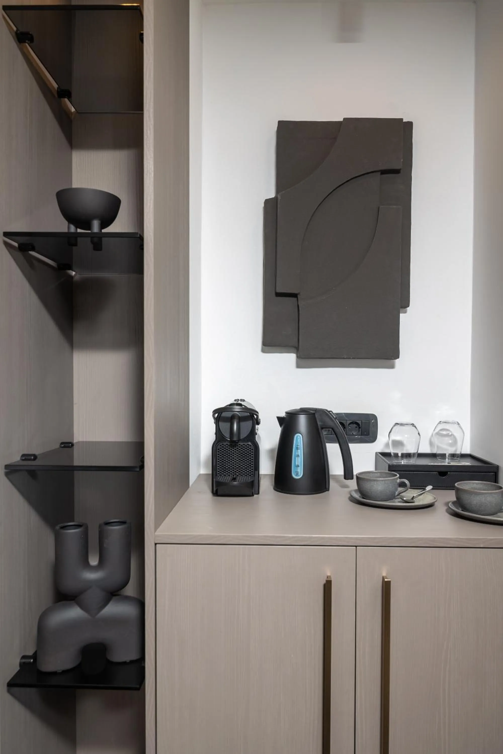 Coffee/tea facilities in Esse Athens