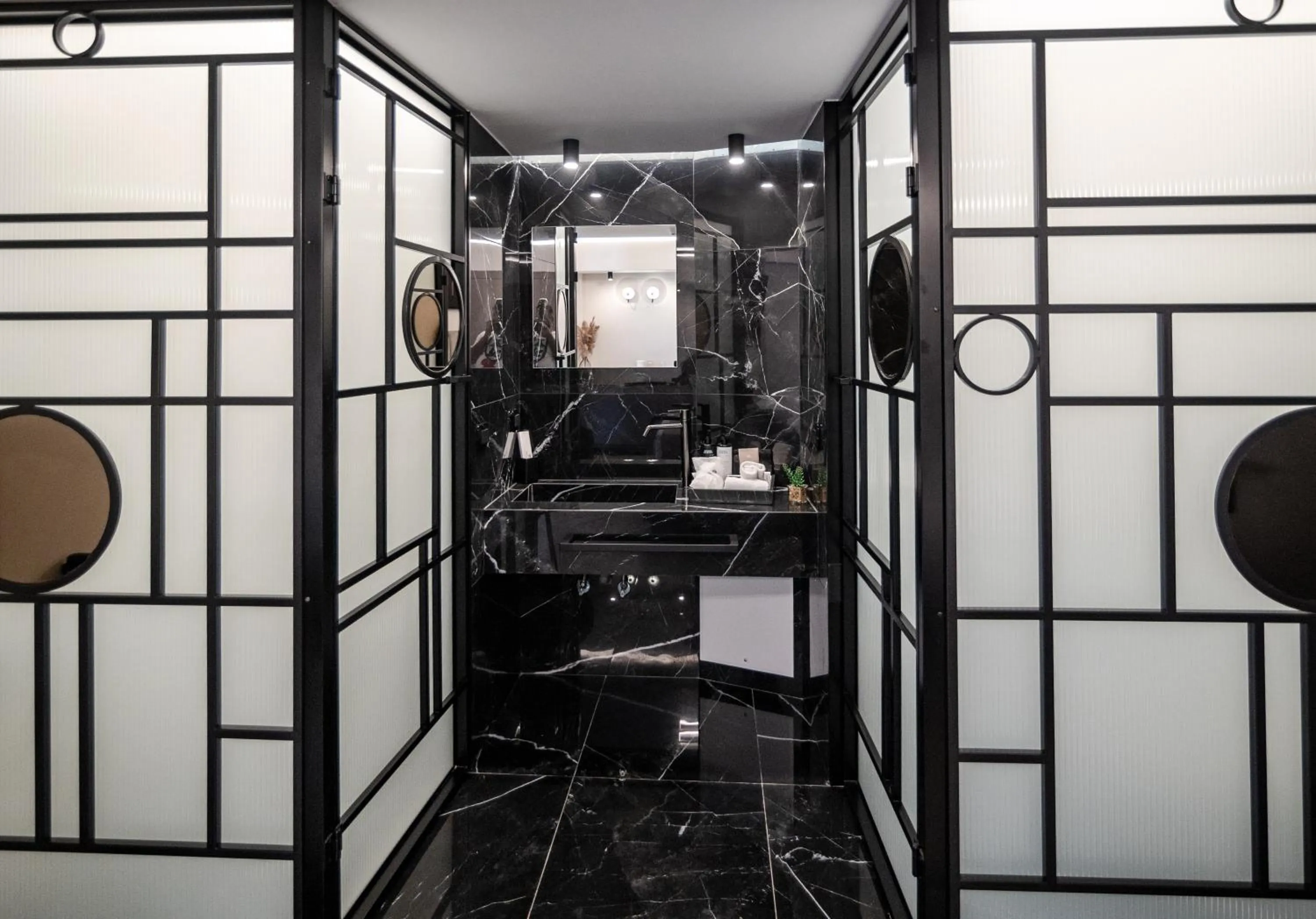 Bathroom in Esse Athens