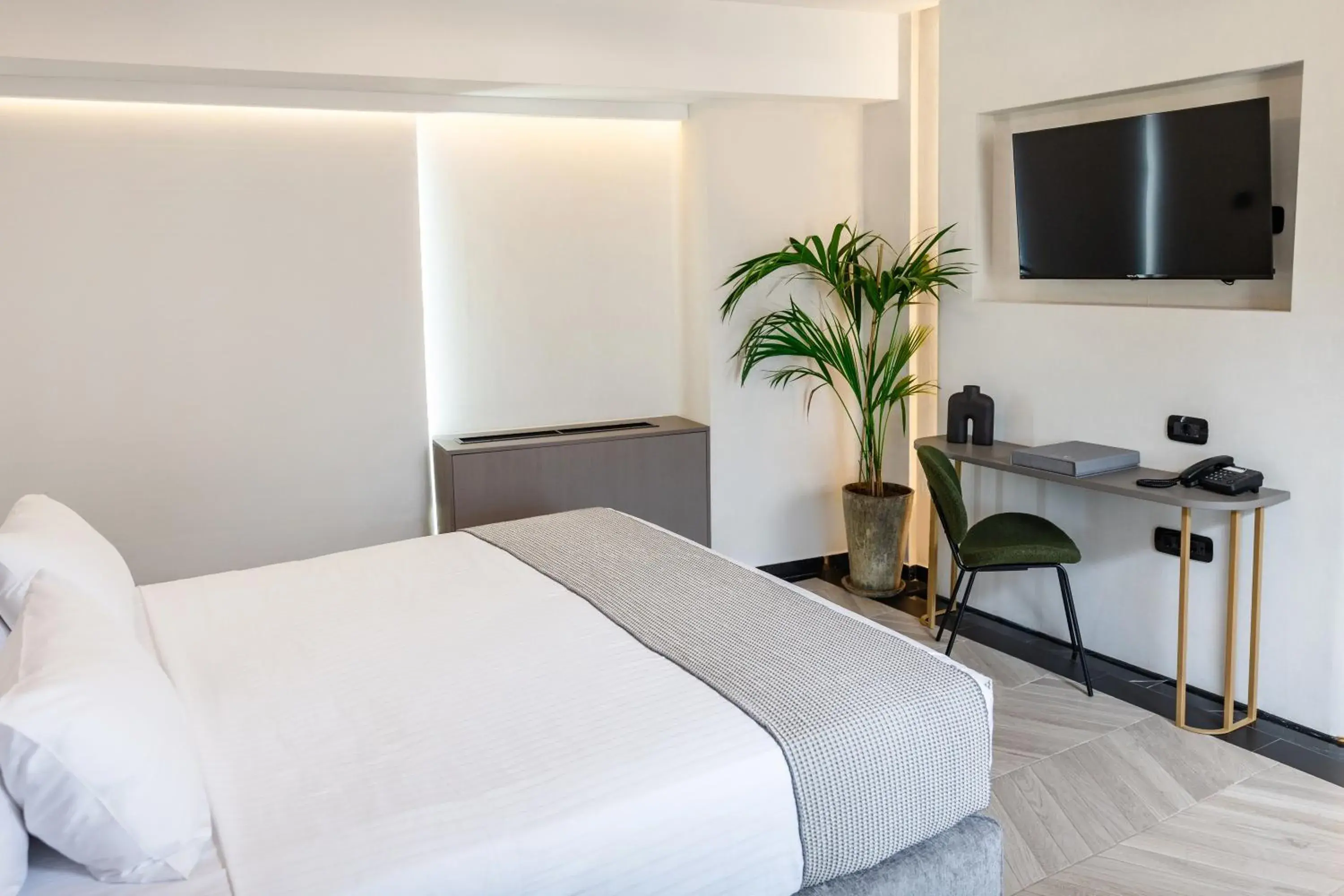 Bedroom, Bed in Esse Athens Bedroom, Bed in Esse Athens