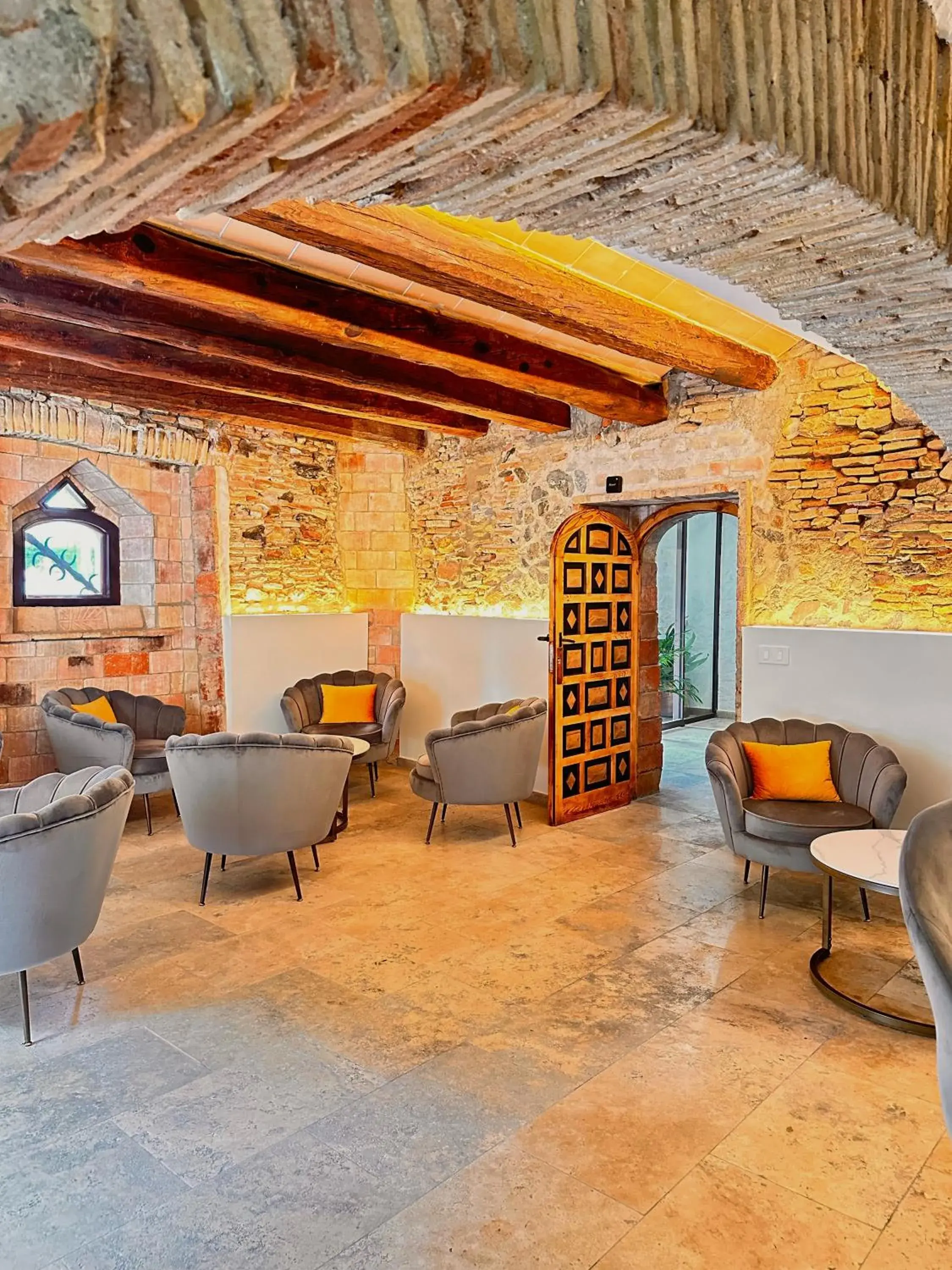 Lounge or bar in Boutique Hotel Comtal Empuries Lounge or bar in Boutique Hotel Comtal Empuries