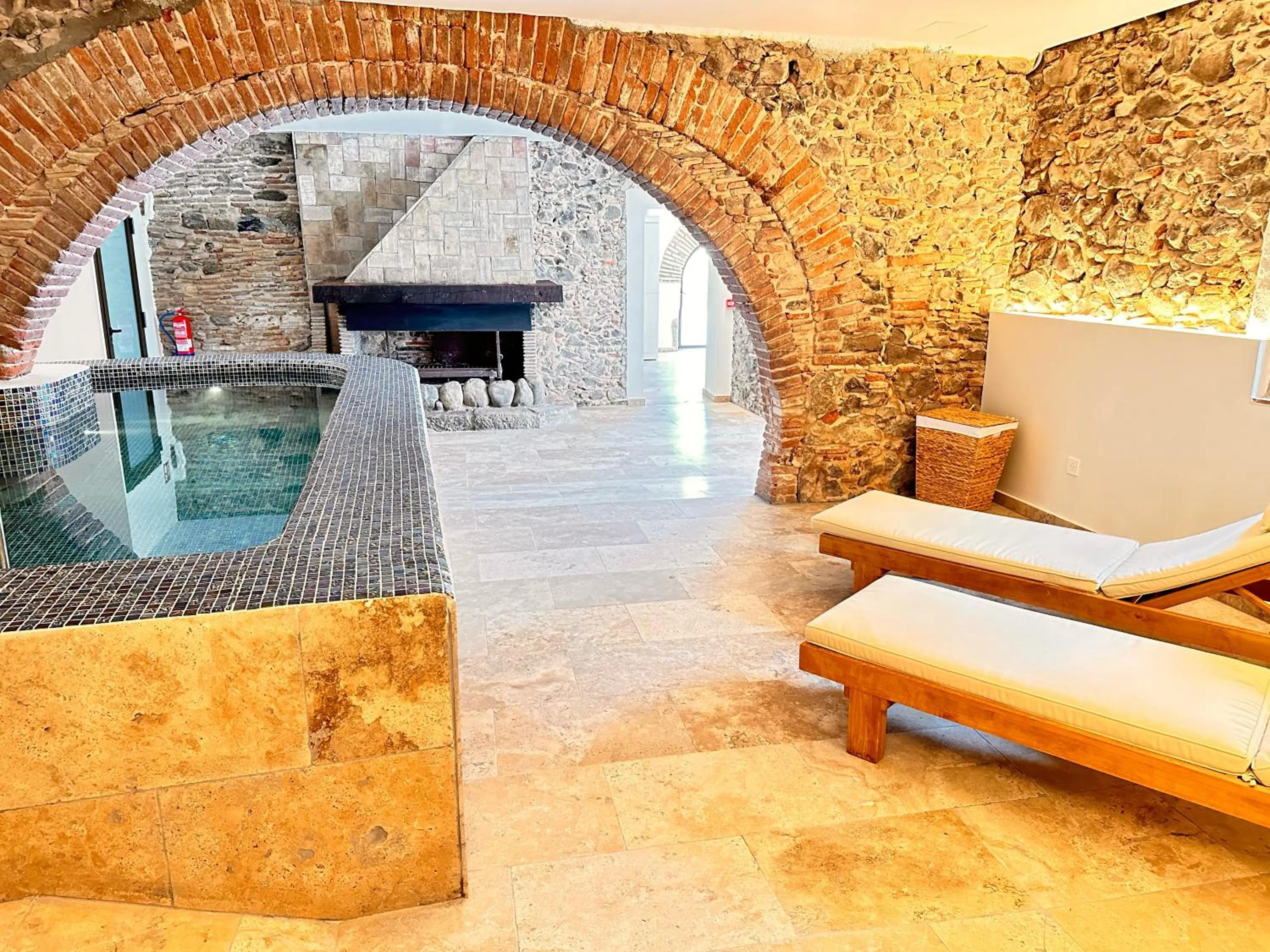 Spa and wellness centre/facilities in Boutique Hotel Comtal Empuries