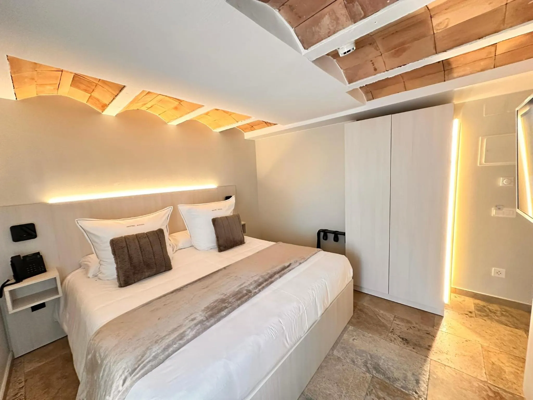 Bed in Boutique Hotel Comtal Empuries