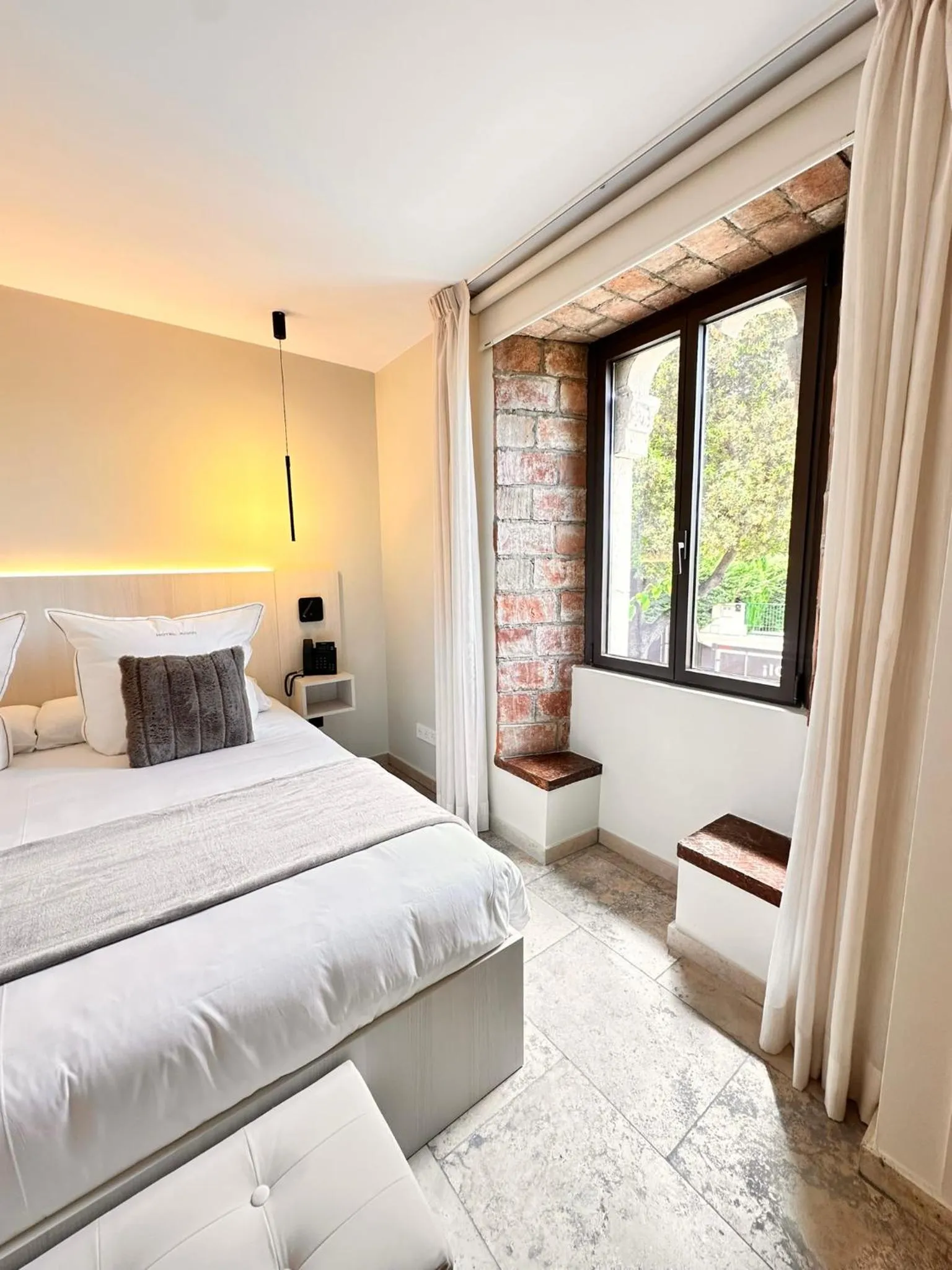 Bed in Boutique Hotel Comtal Empuries