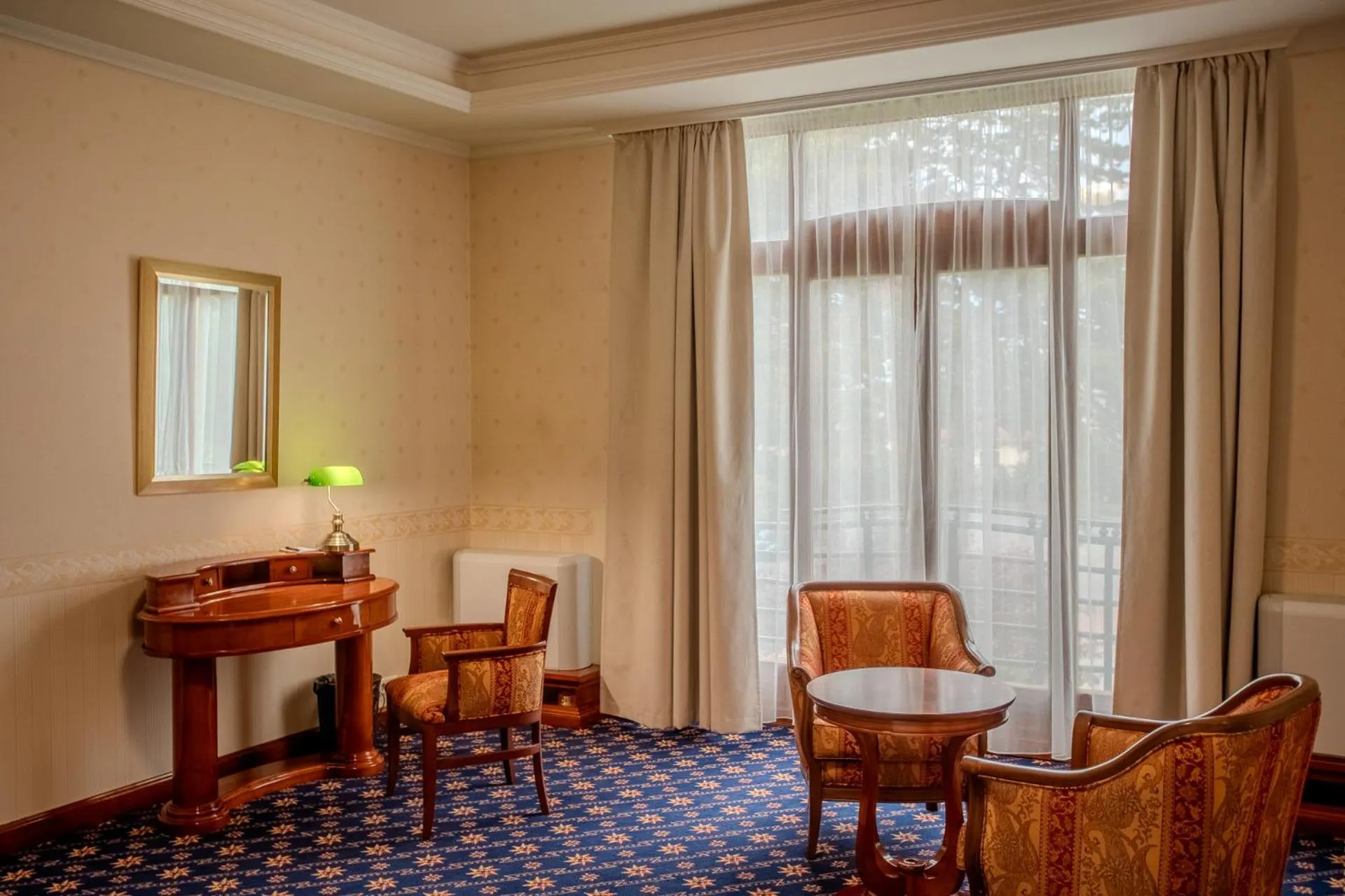 Seating area in Hotel Golden Palace