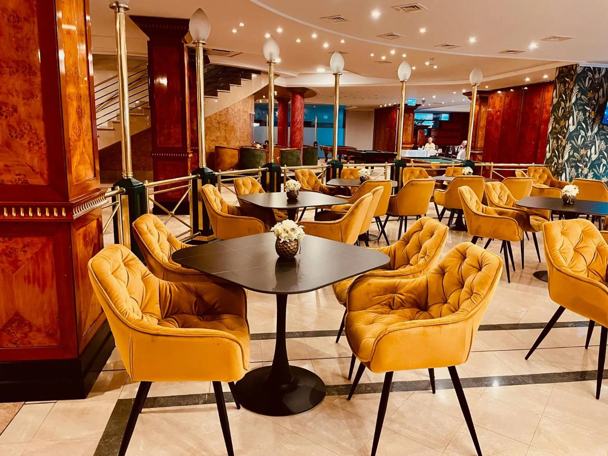 Lounge or bar in Hotel Golden Palace