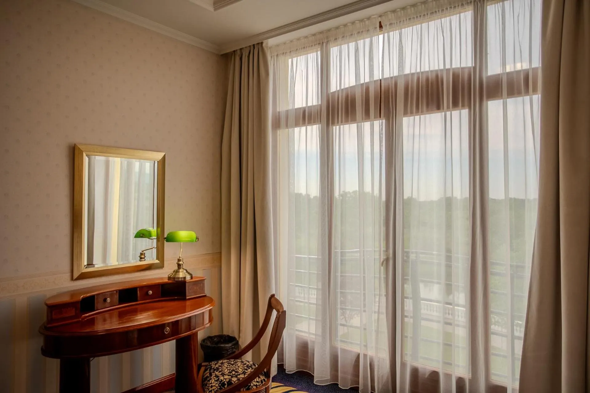 hair dresser in Hotel Golden Palace