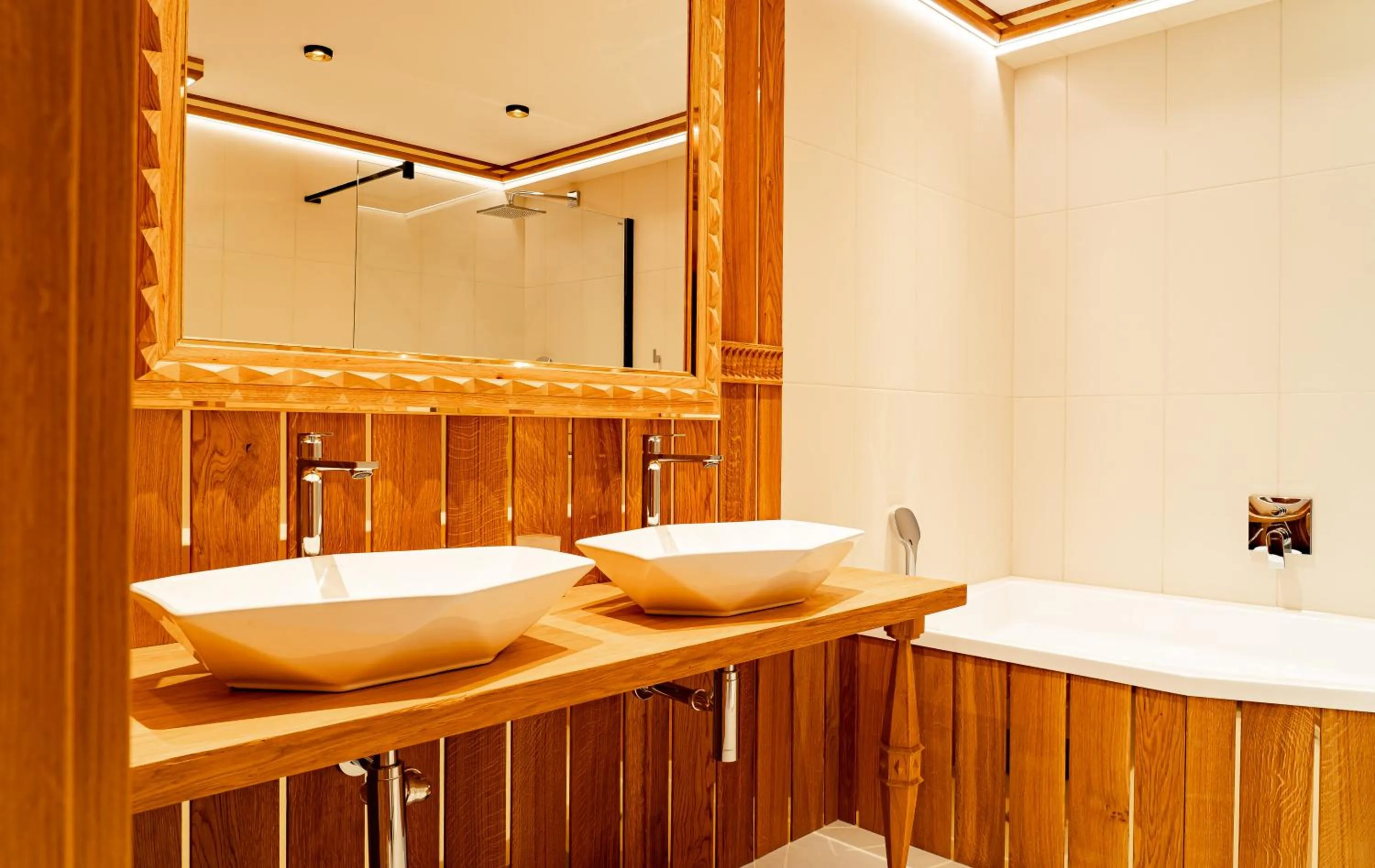 Mountain Diamond Resort