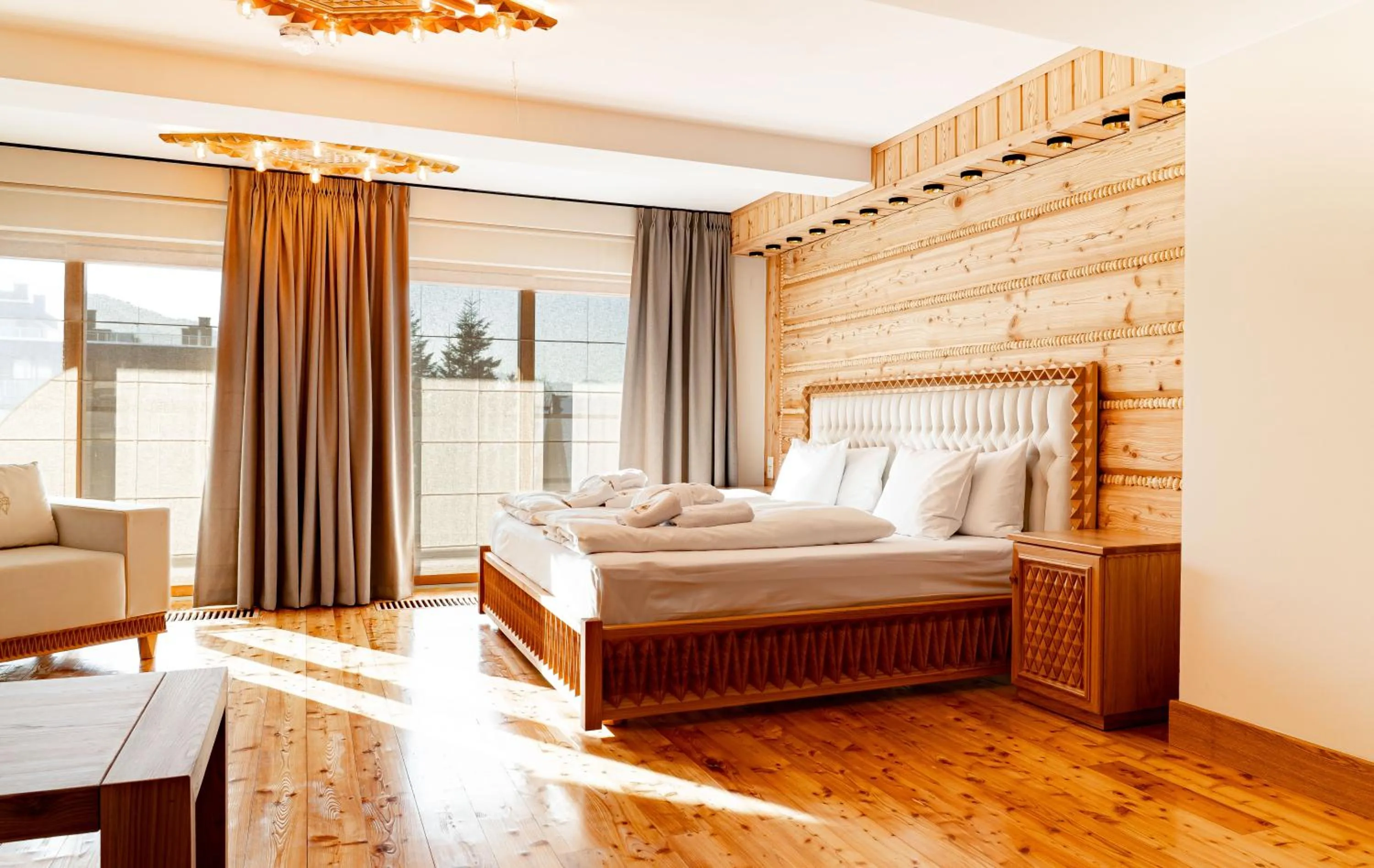 Bed in Mountain Diamond Resort