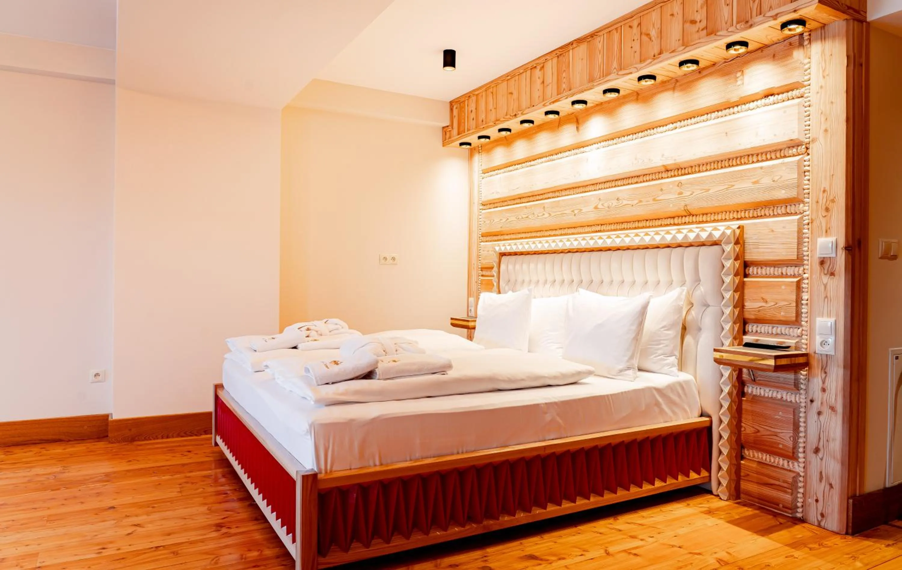 Bed in Mountain Diamond Resort